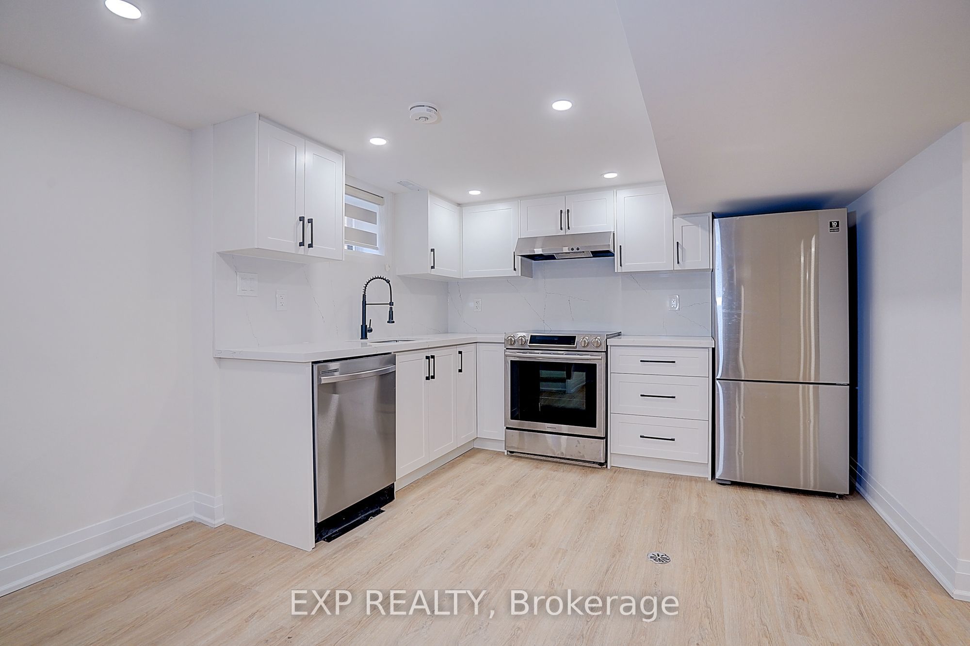 36 Vauxhall Drive Bsmt, Toronto, ON M1P 1P7 photo 5