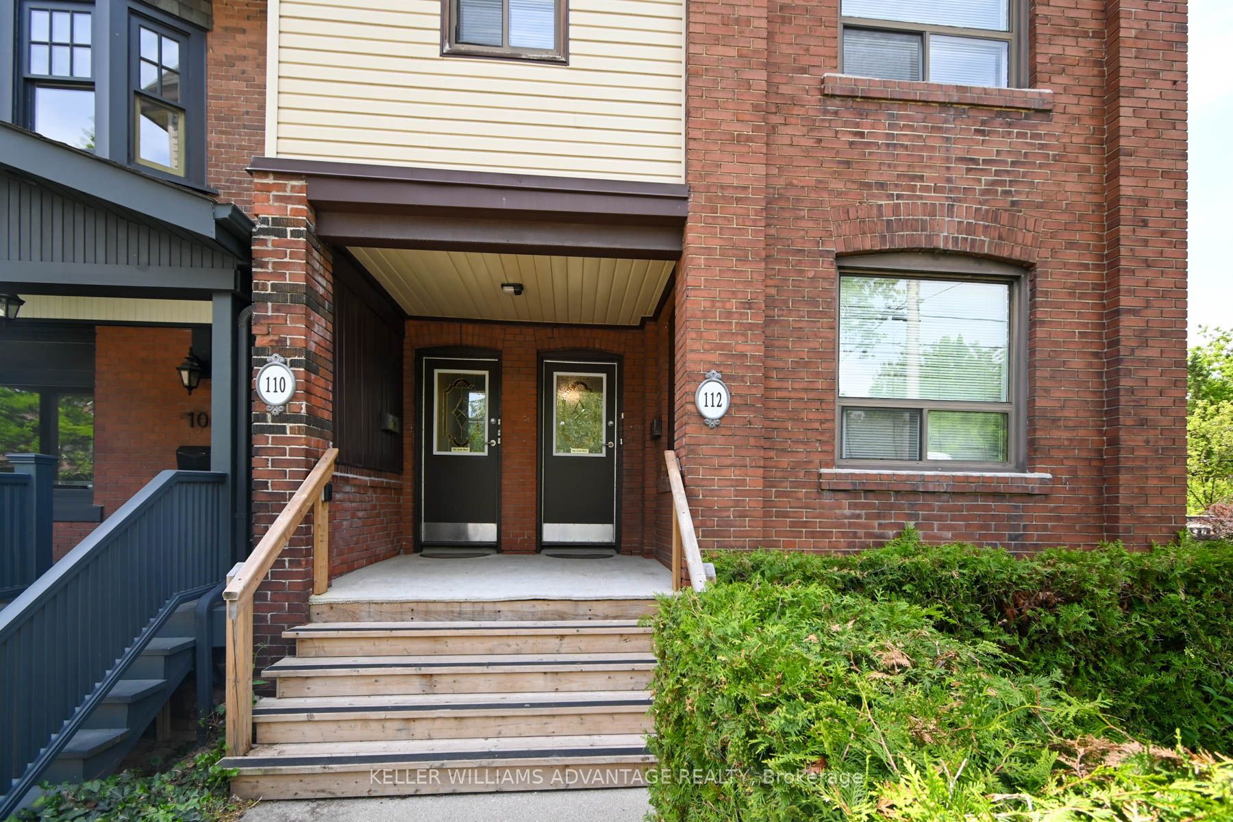 110-112 Dewhurst Boulevard, Toronto, ON M4J 3J3 photo 2