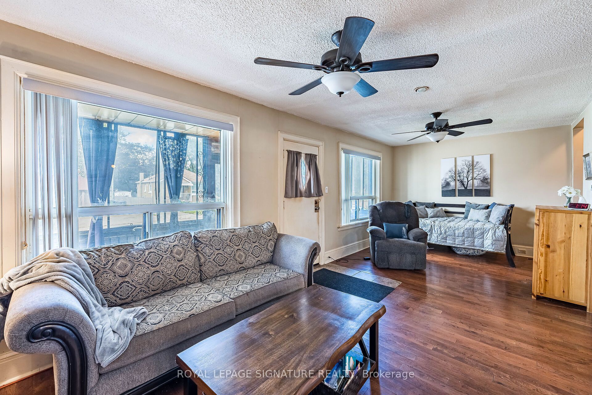 1 Davidson Avenue, Toronto, ON M1K 1C2 photo 4