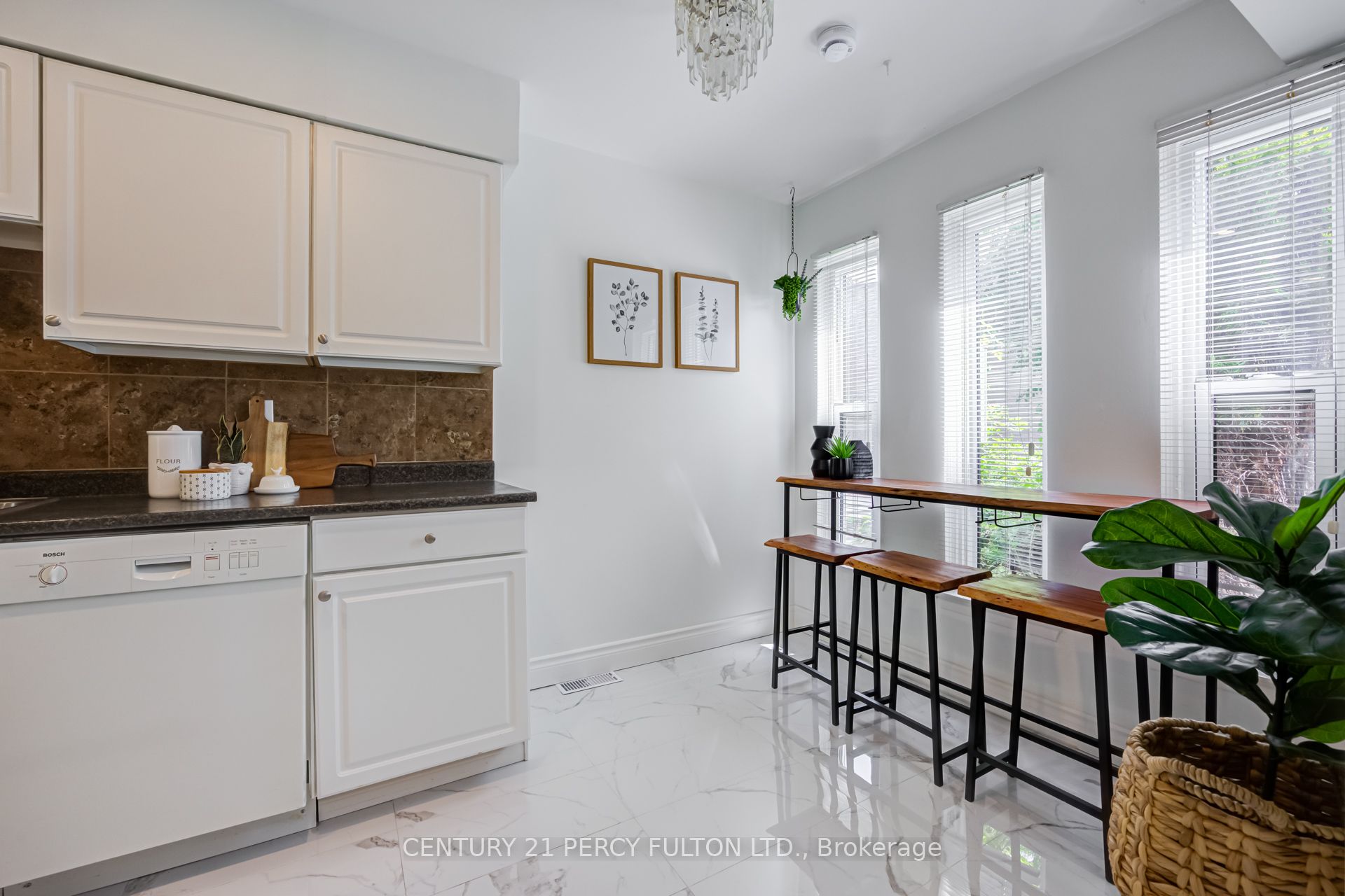 51 Deacon Lane 58, Ajax, ON L1S 2T2 photo 5
