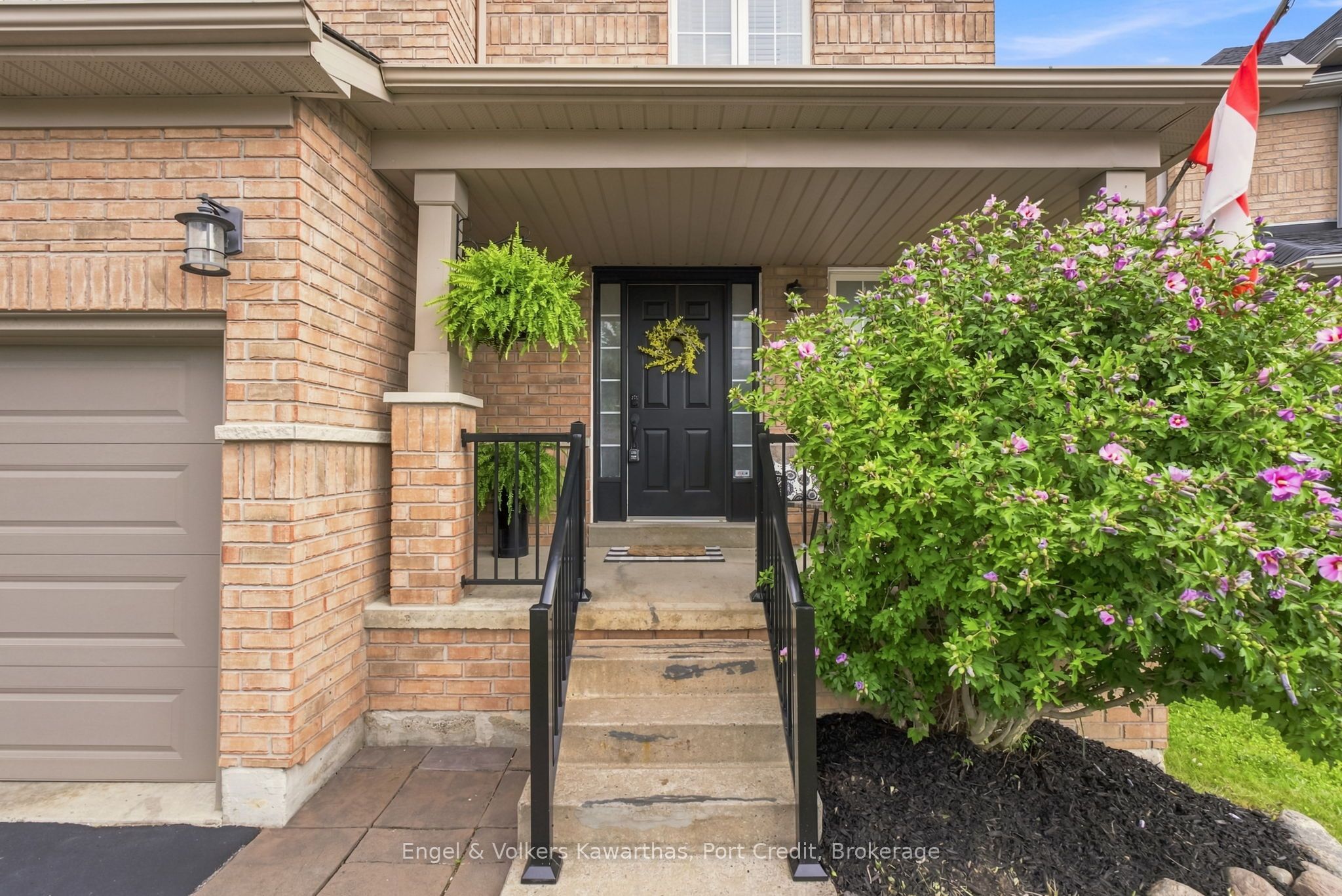 71 Beckett Crescent, Clarington, ON L1E 3J4 photo 3