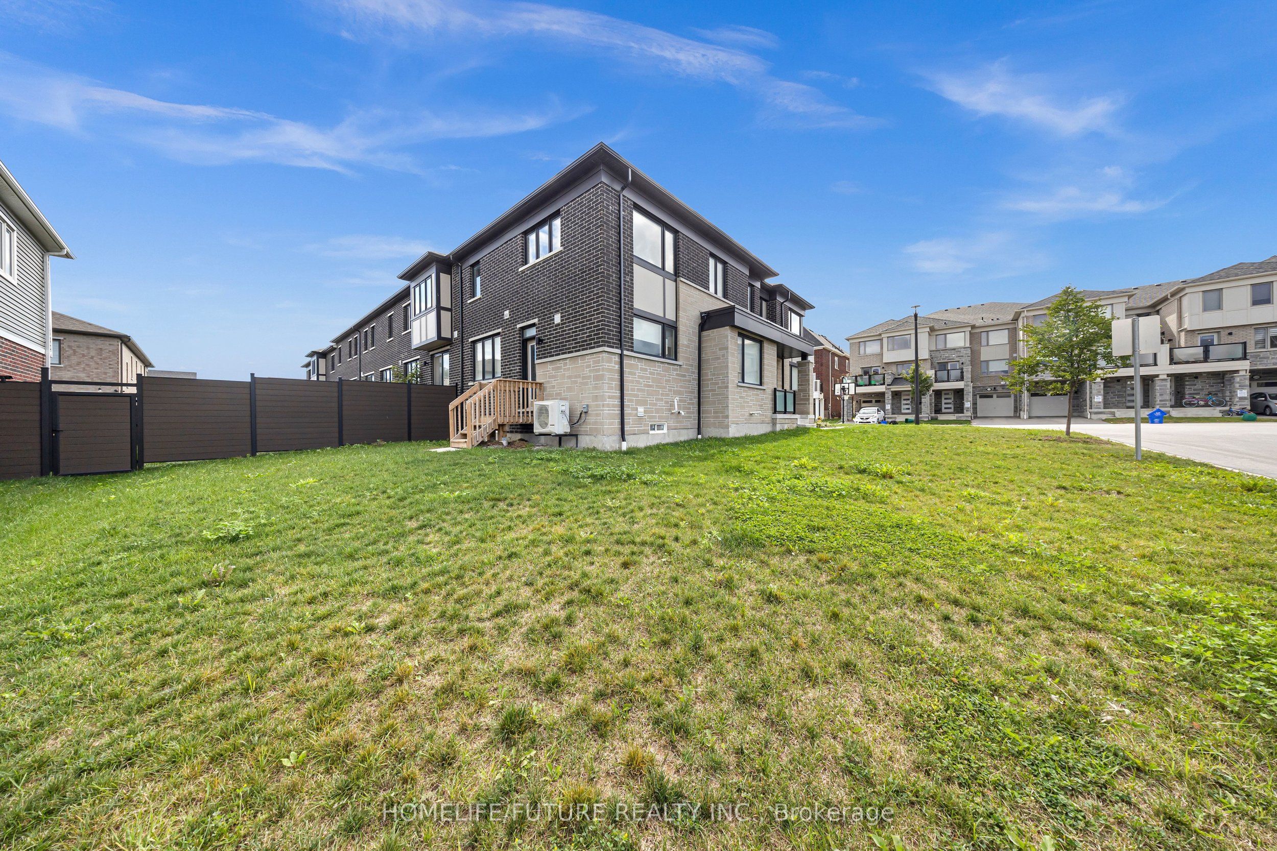 3379 Swordbill Street, Pickering, ON L1X 0M9 photo 5