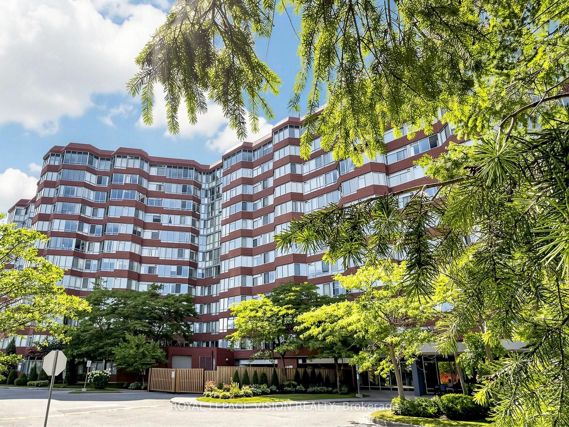 11753 Sheppard Avenue E 419, Toronto, ON M1B 5M3 photo 4