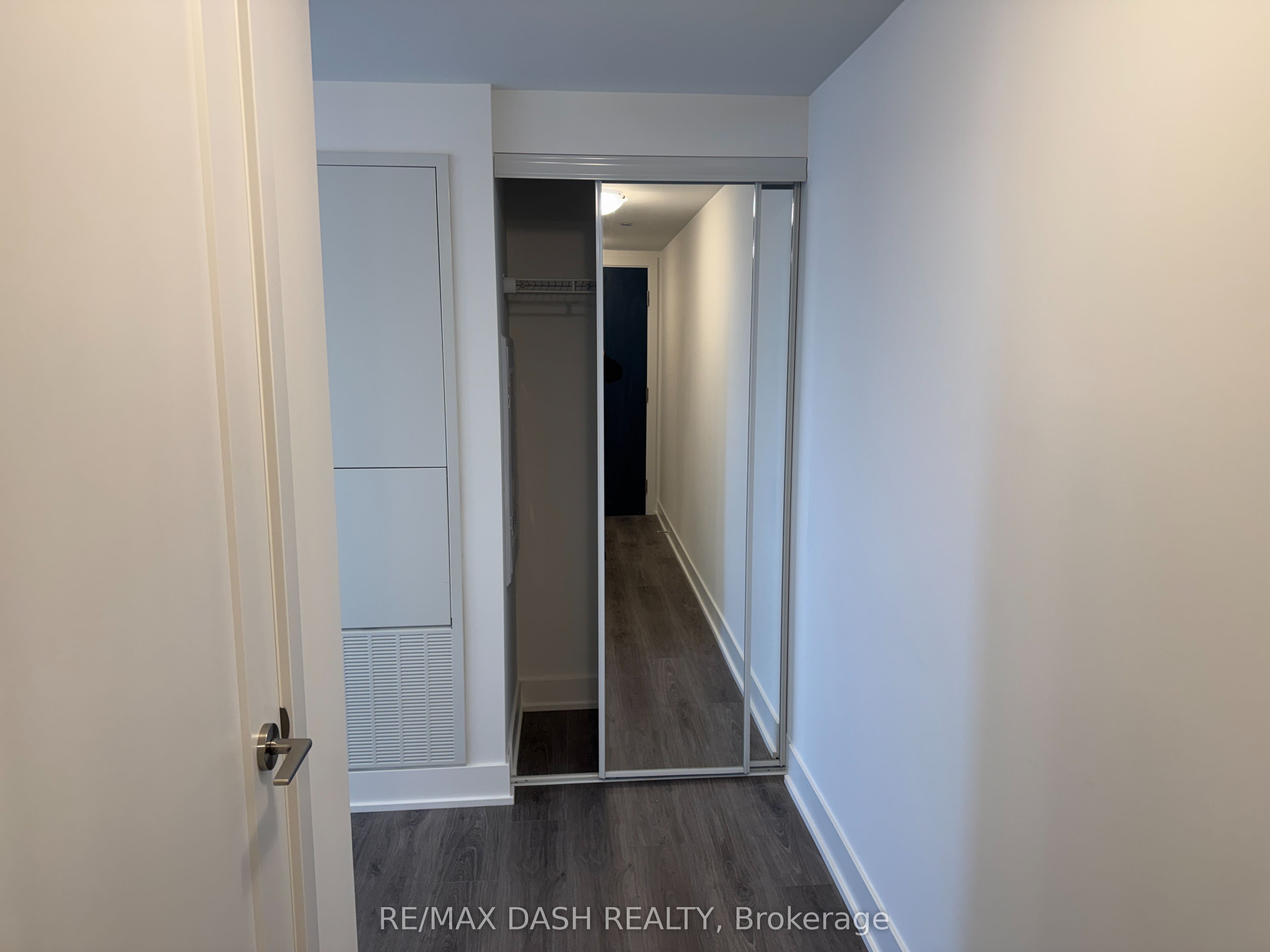 2545 Simcoe Street N 1138, Oshawa, ON L1L 0W3 photo 4