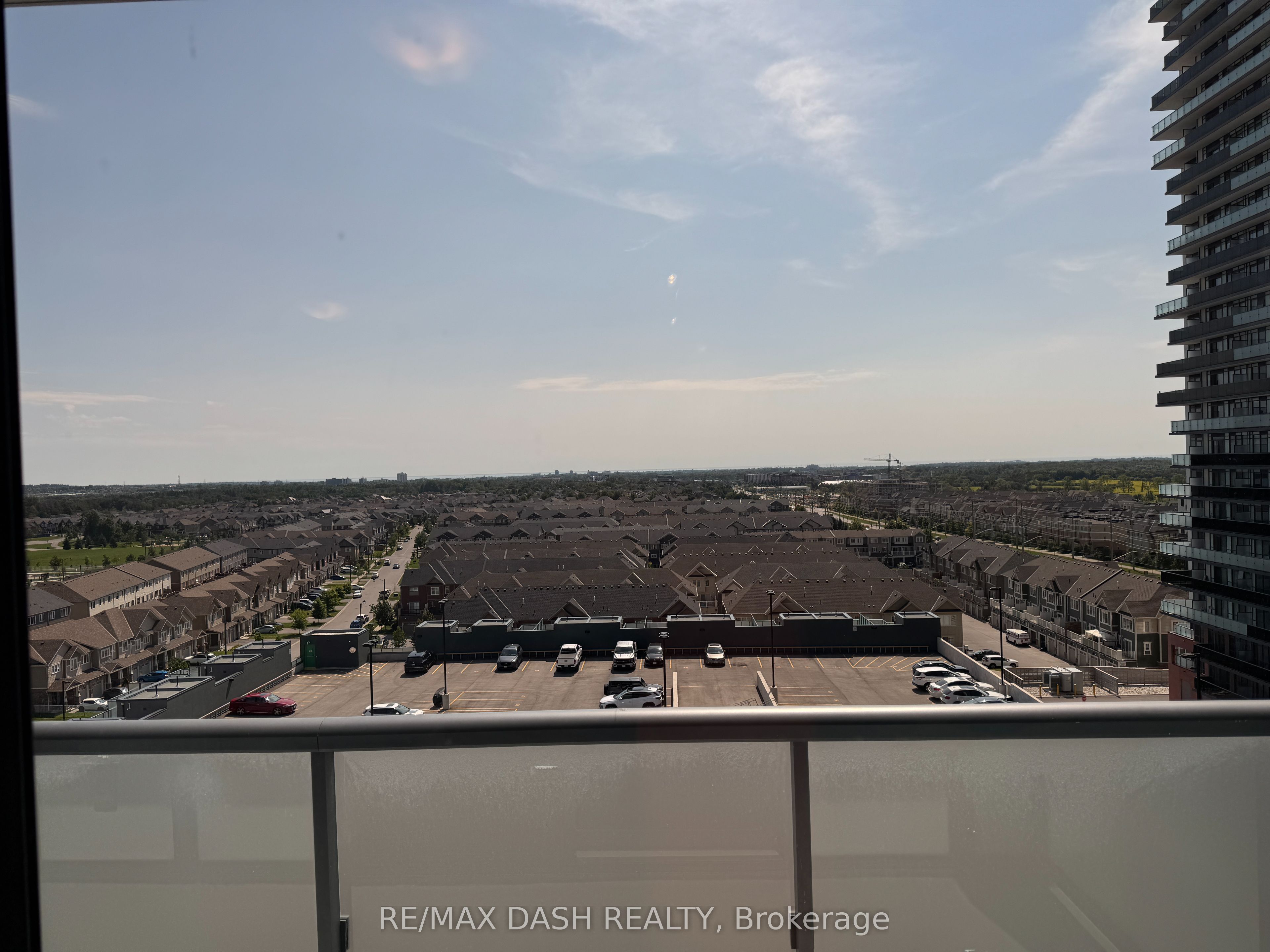 2545 Simcoe Street N 922, Oshawa, ON L1L 0W3 photo 5