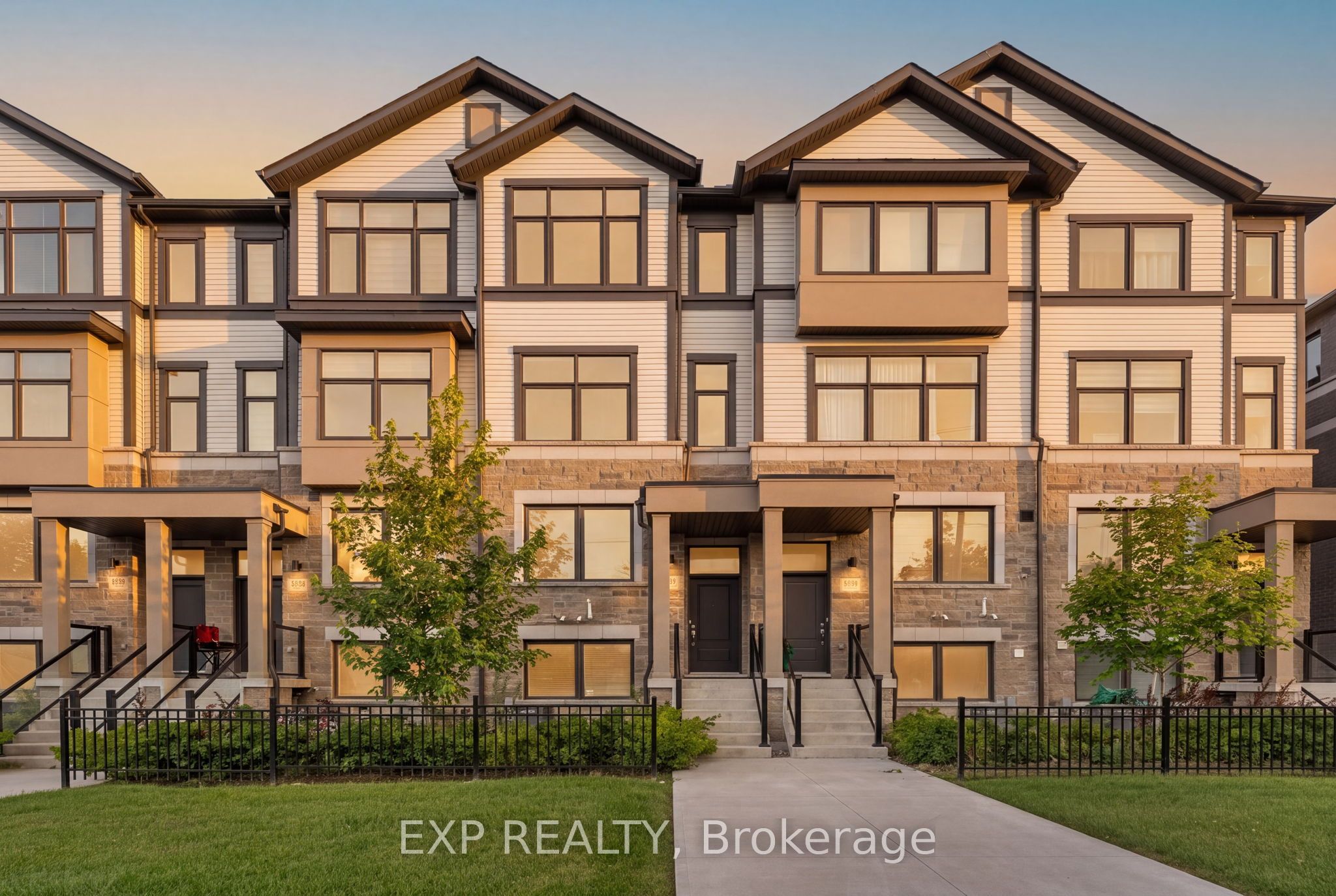 388 Okanagan Path, Oshawa, ON L1H 0B1