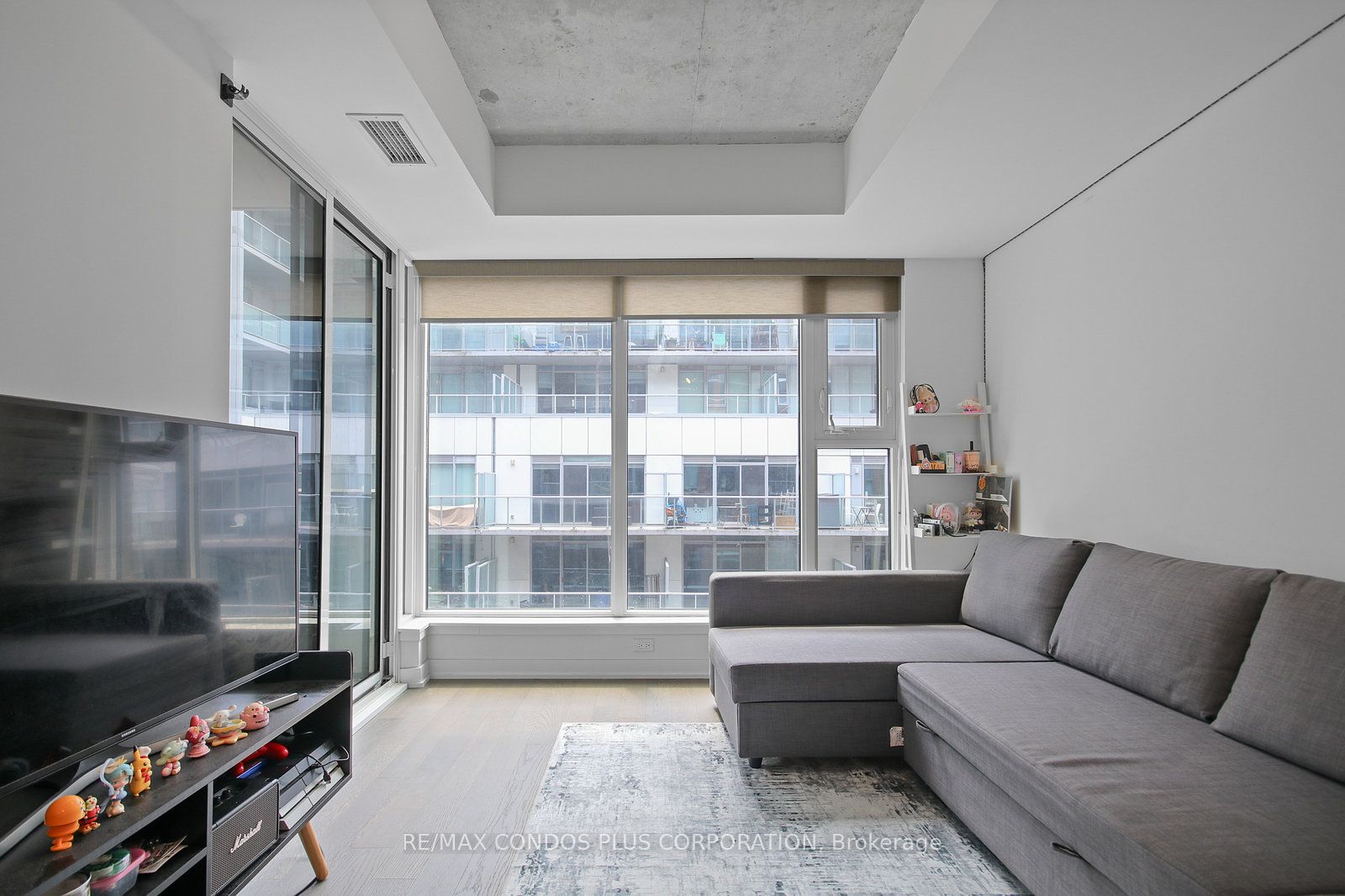 30 Baseball Place 612, Toronto, ON M4M 0E8 photo 5