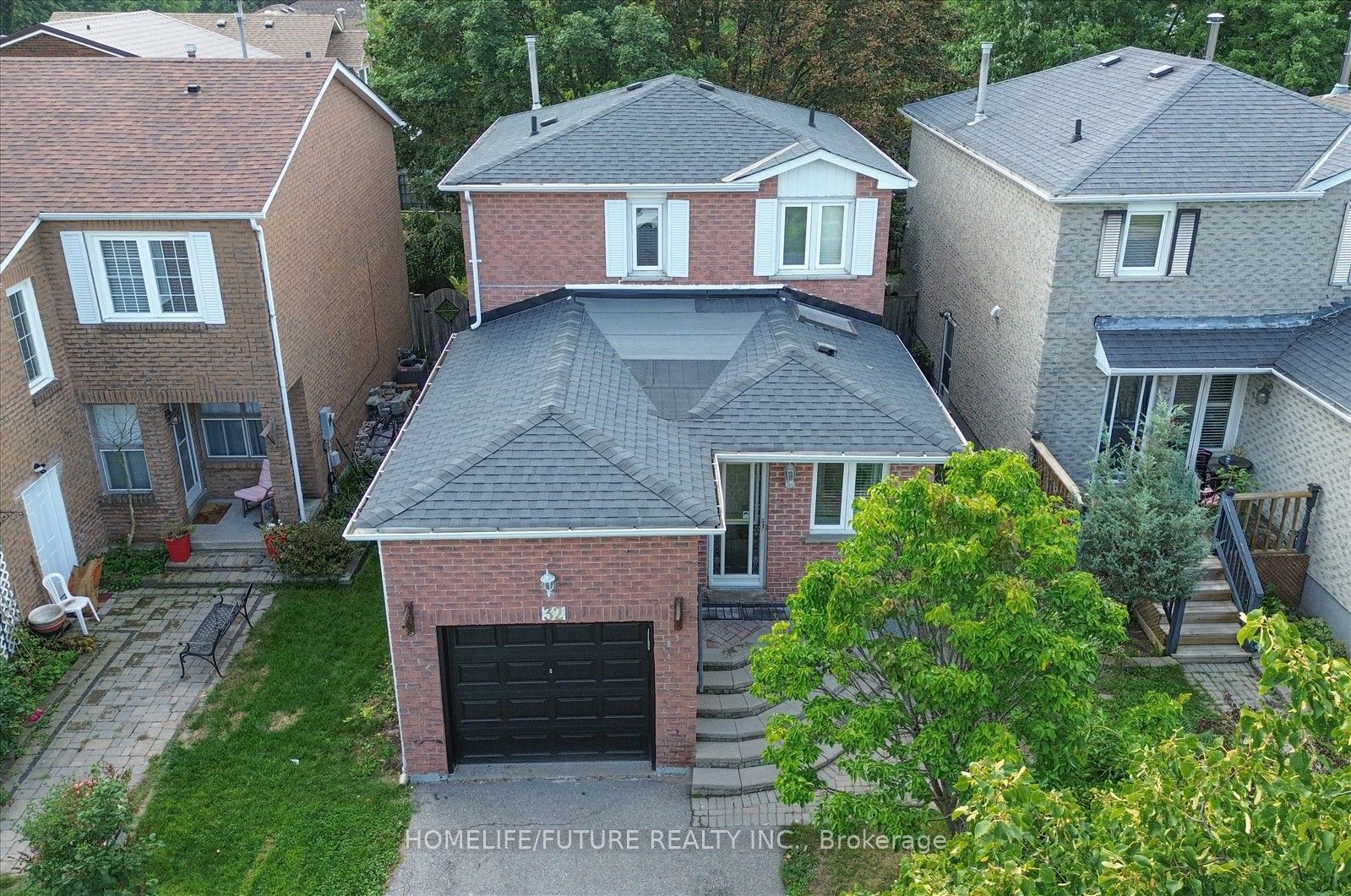 32 Marshall Crescent, Ajax, ON L1T 2N5