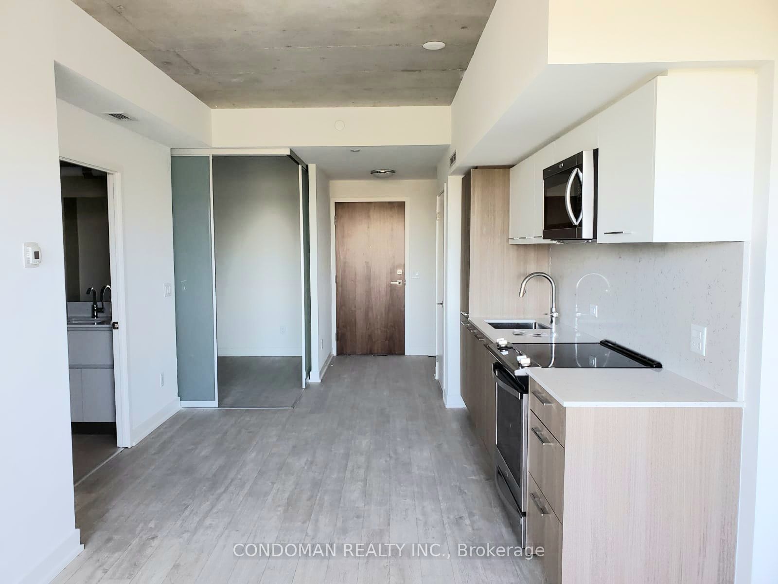 30 Baseball Place 926, Toronto, ON M4M 0E8 photo 3