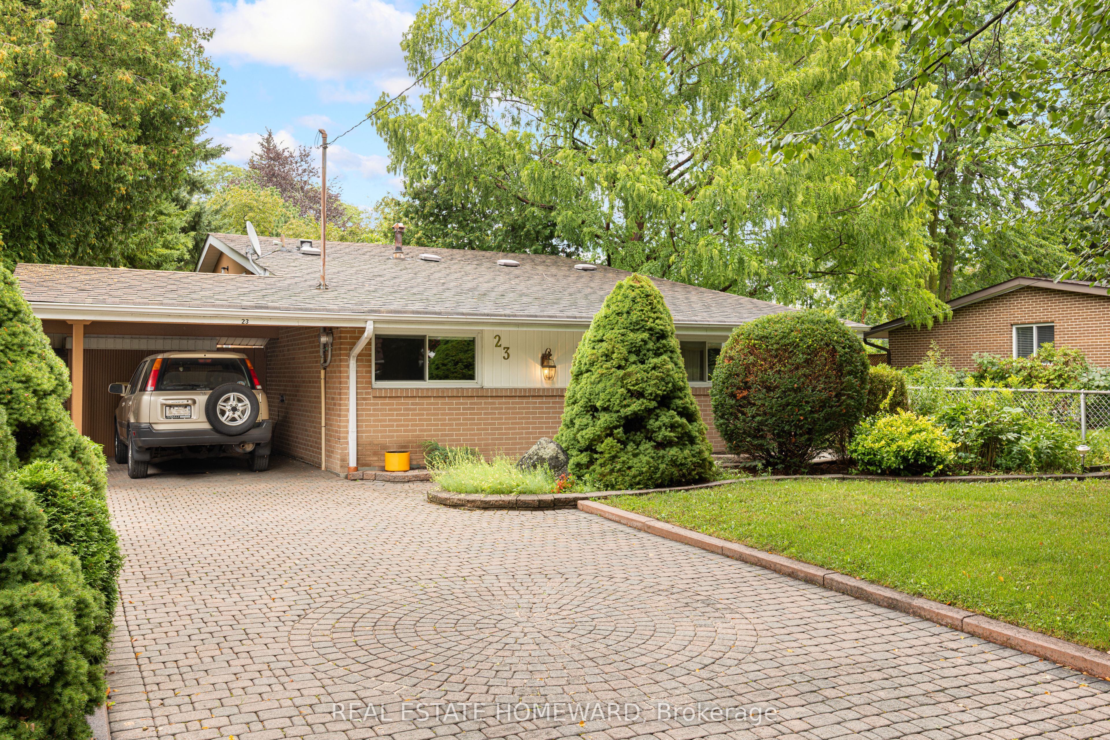 23 Norbury Crescent, Toronto, ON M1P 3J7 photo 2