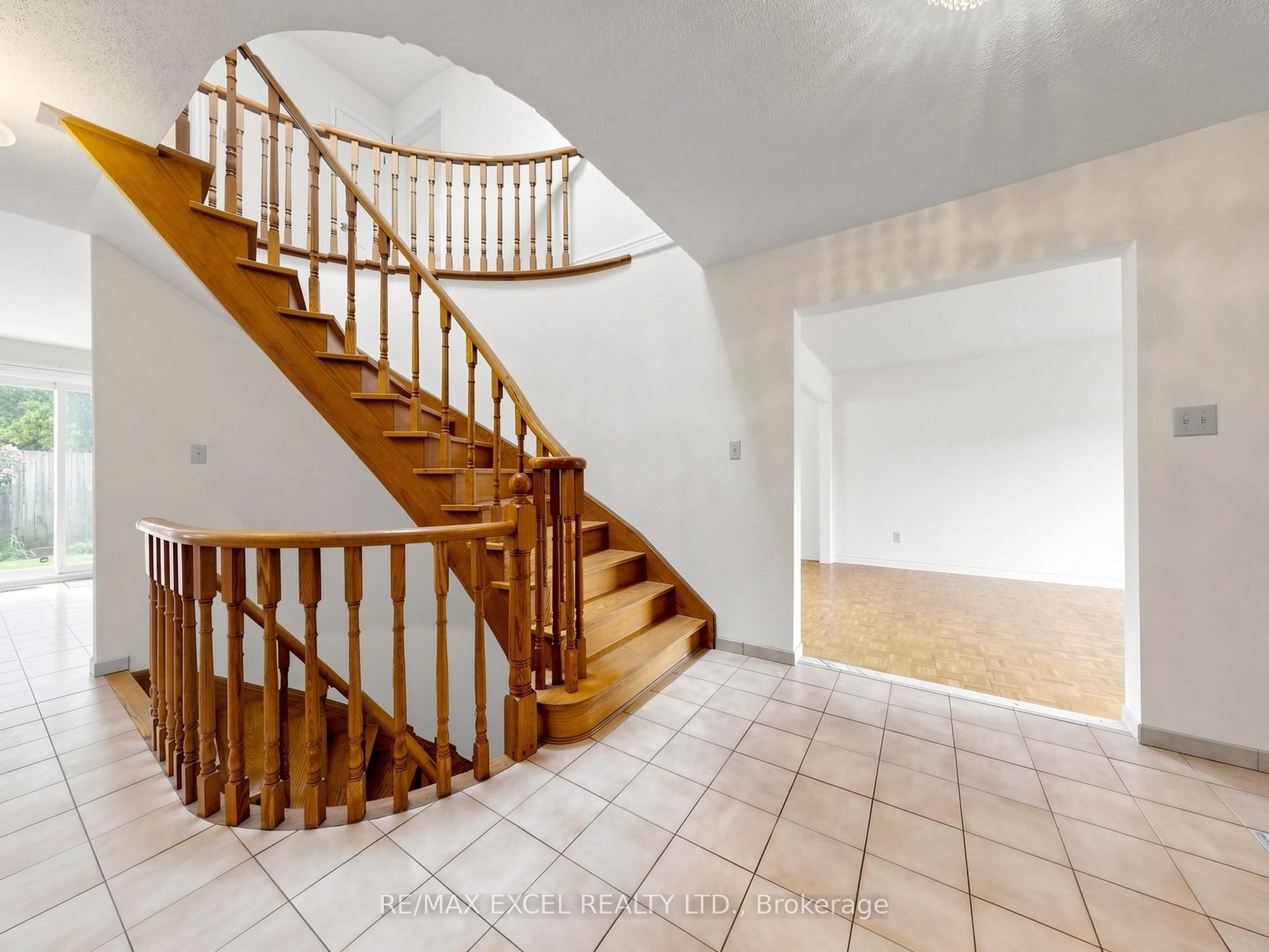 3 Lovekin Grove, Toronto, ON M1T 3T5 photo 5