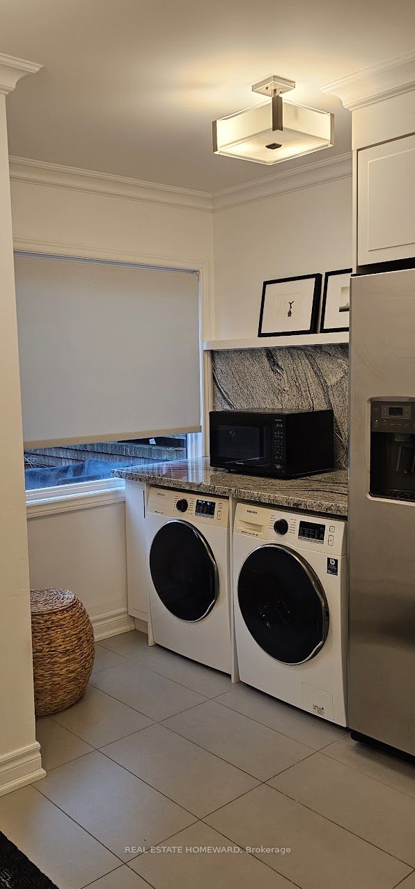 122 Glen Manor Drive 5, Toronto, ON M4E 2X6 photo 5