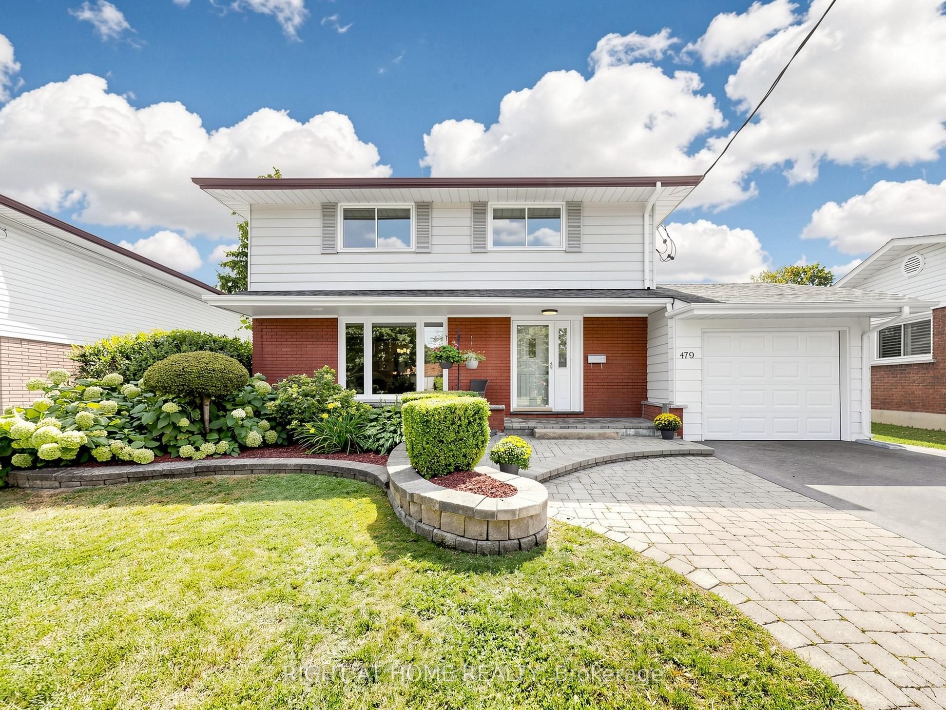 479 Bernhard Crescent, Oshawa, ON L1G 2B7