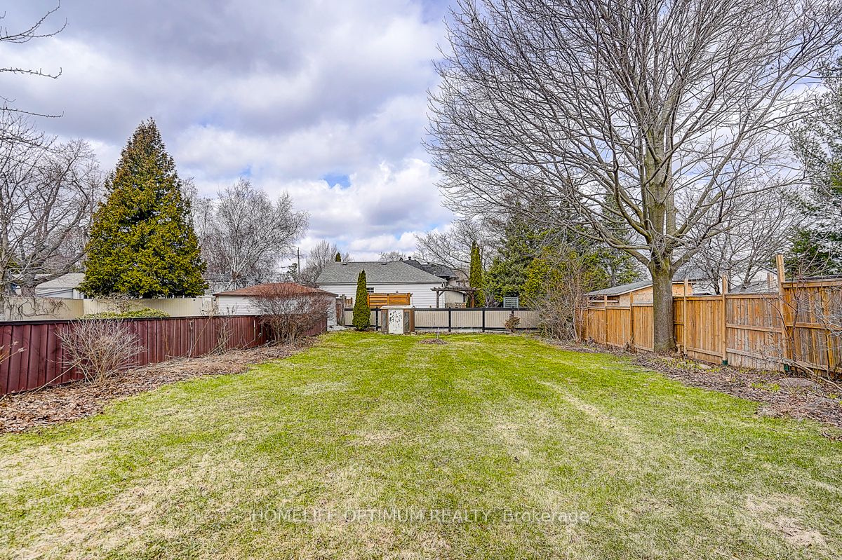 16 Ayre Point Road, Toronto, ON M1M 1G5 photo 3