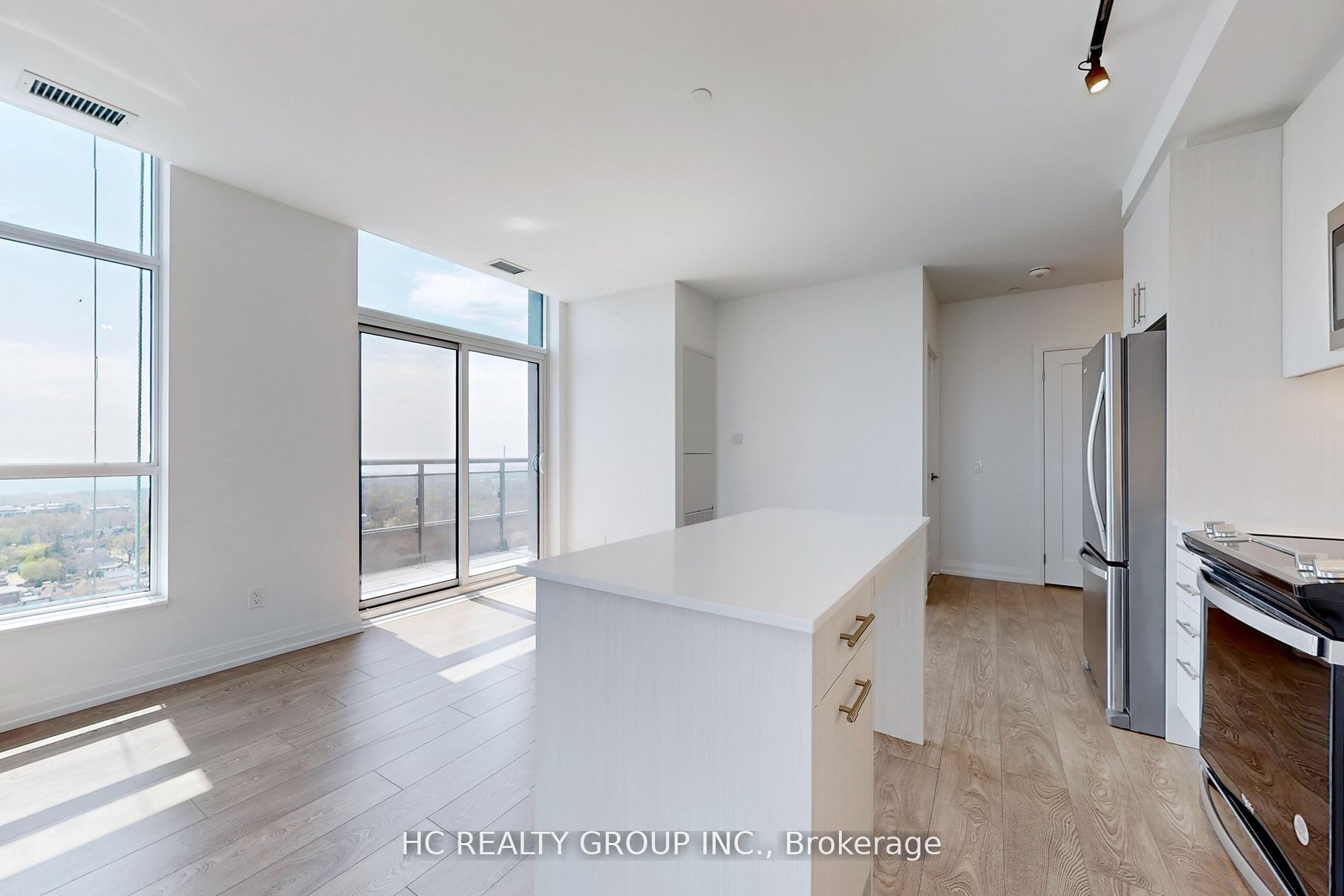 286 Main Street PH07, Toronto, ON M4C 0B3 photo 5