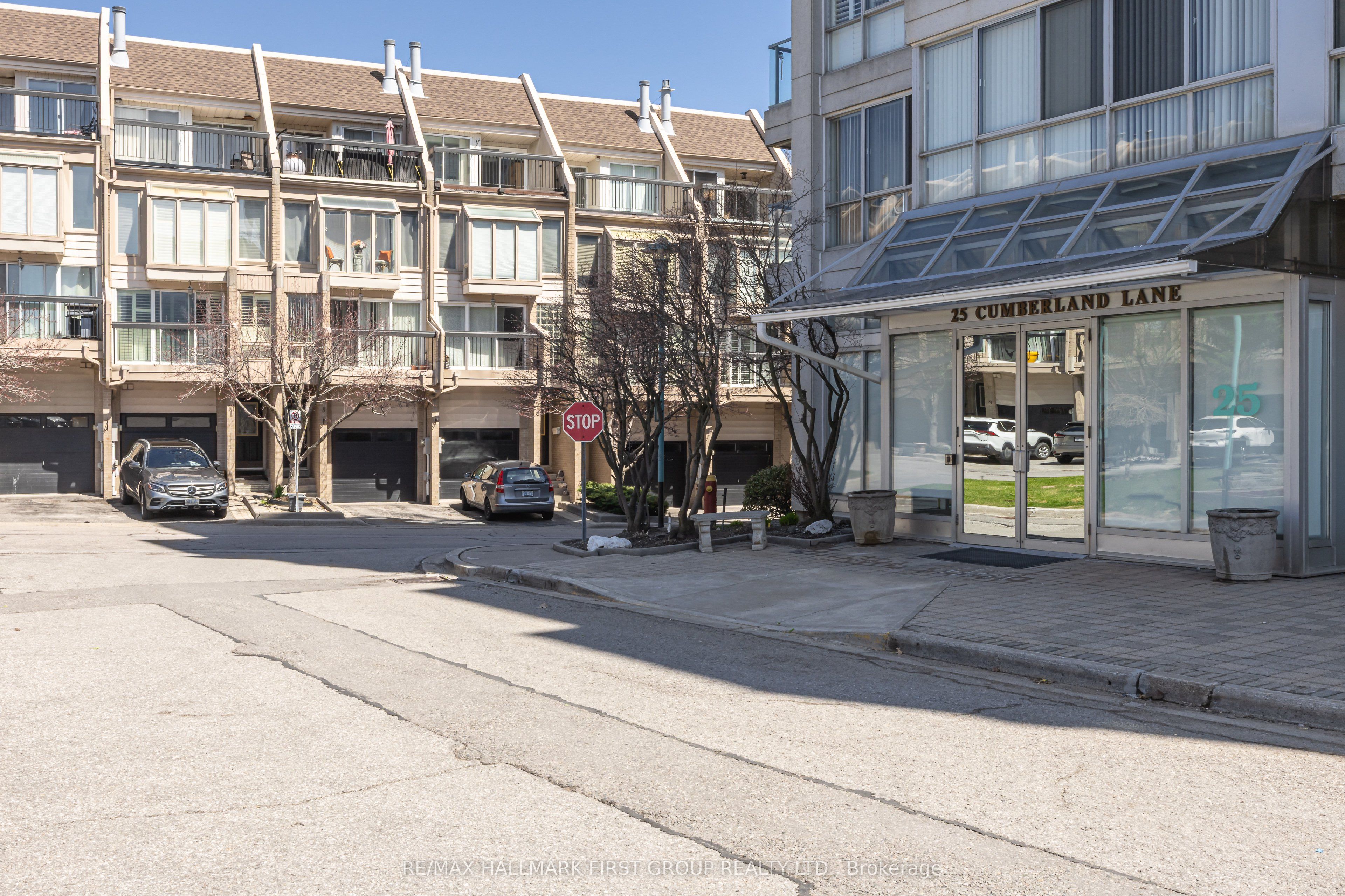25 Cumberland Lane 110, Ajax, ON L1S 7K1 photo 2