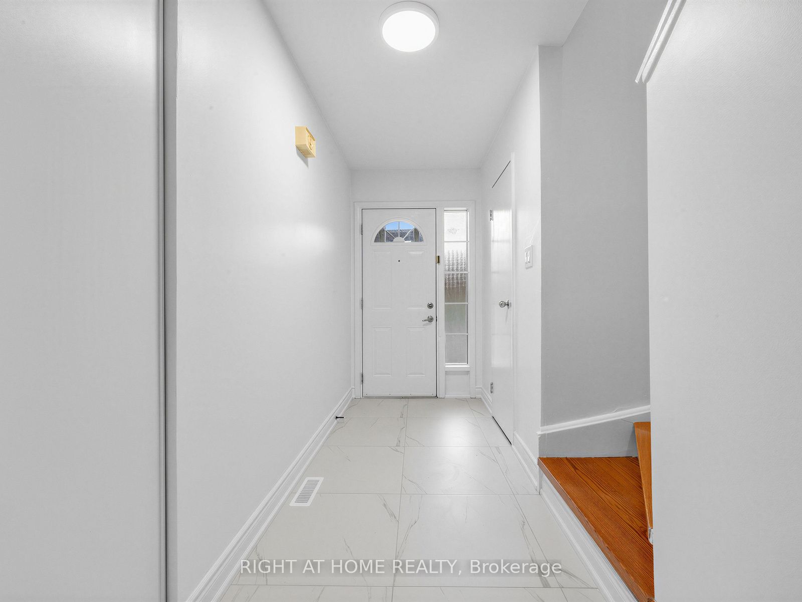 336 Sprucewood Court, Toronto, ON M1W 1R1 photo 3