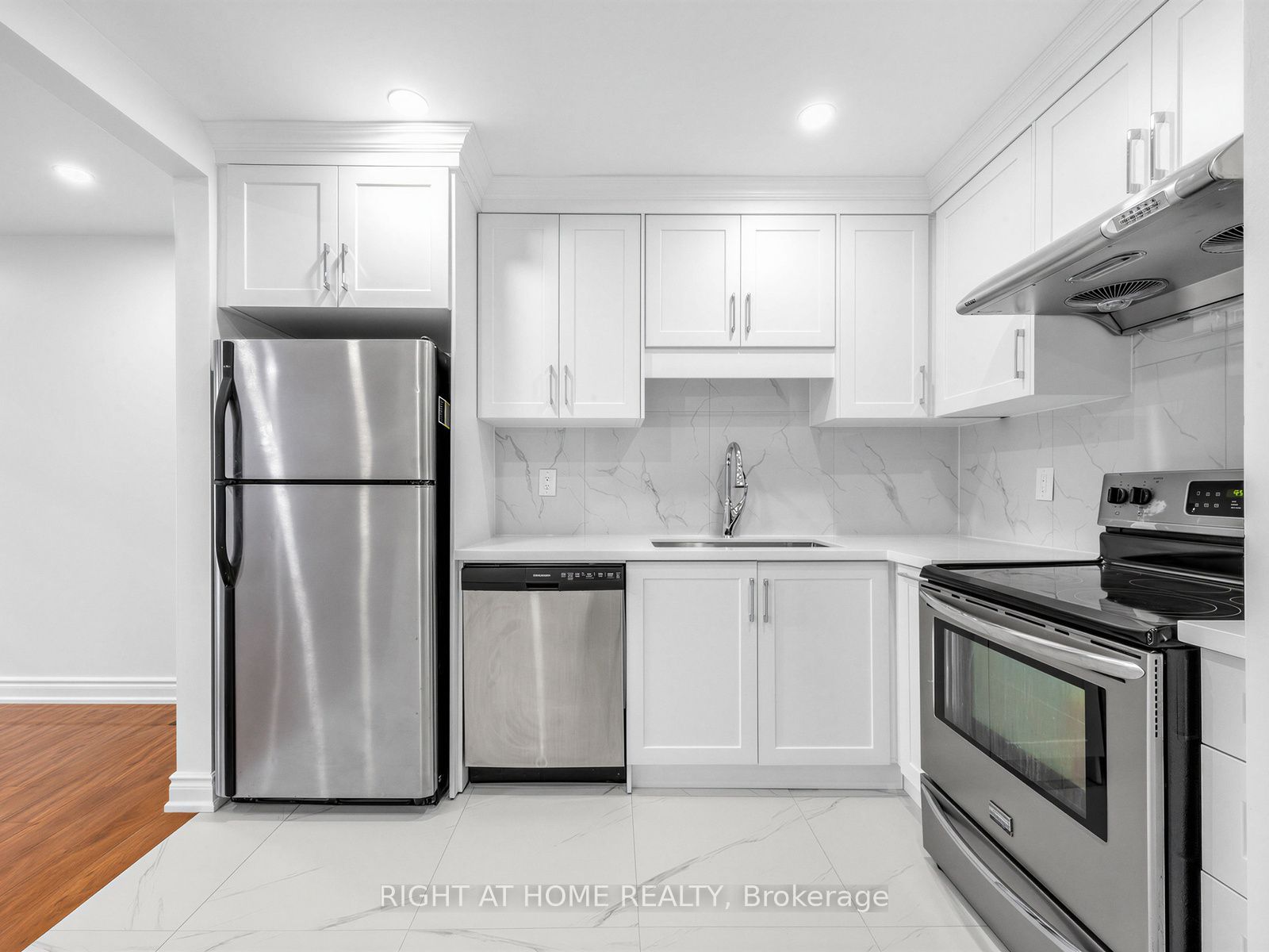 336 Sprucewood Court, Toronto, ON M1W 1R1 photo 4