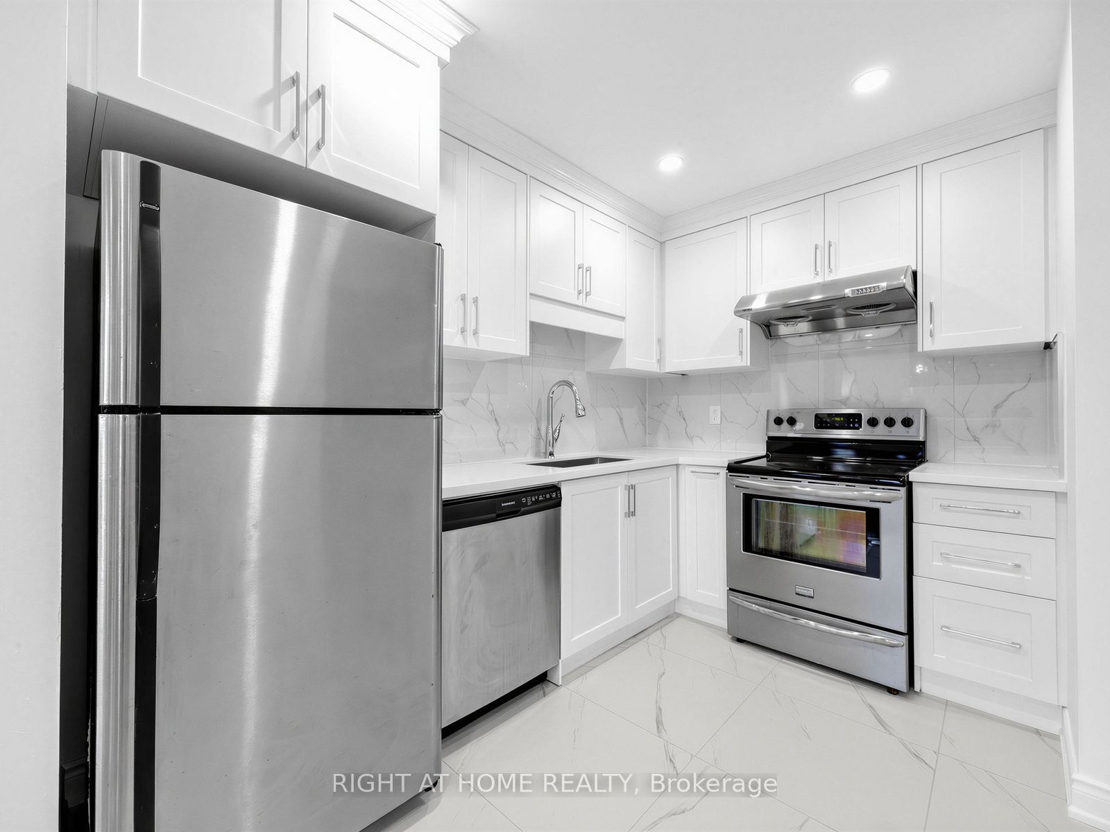 336 Sprucewood Court, Toronto, ON M1W 1R1 photo 5