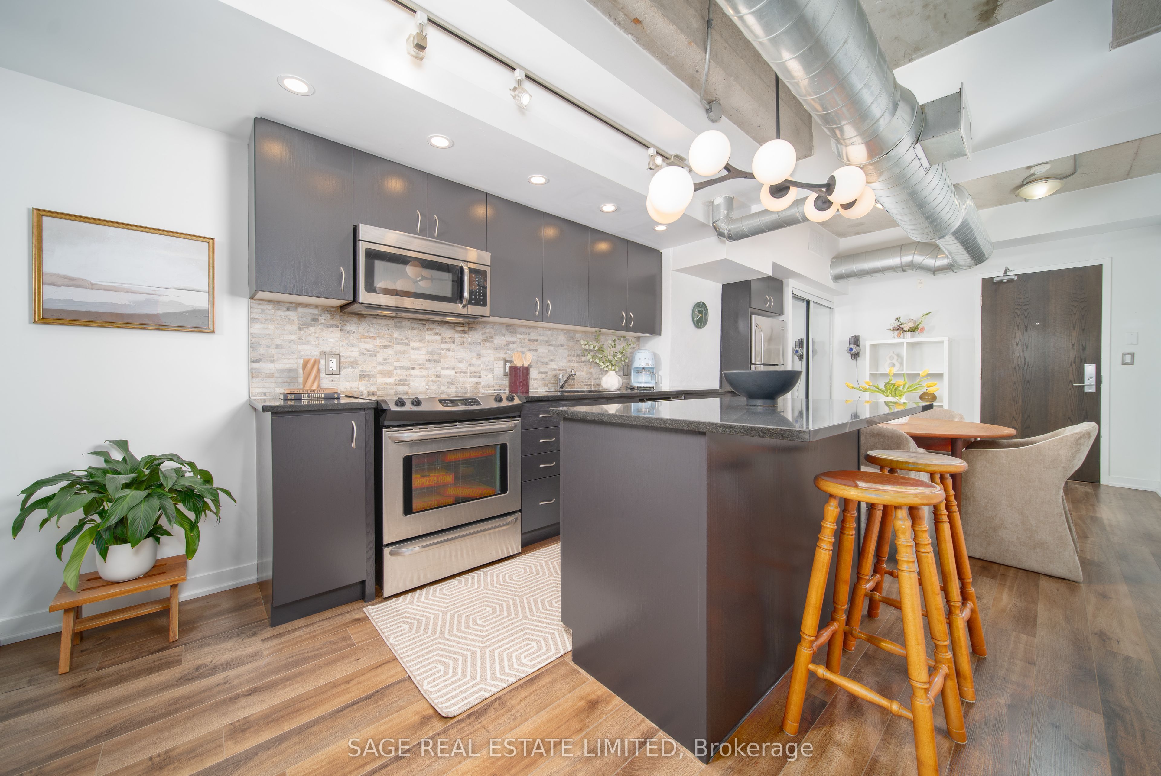 201 Carlaw Avenue 128, Toronto, ON M4M 2S3 photo 4