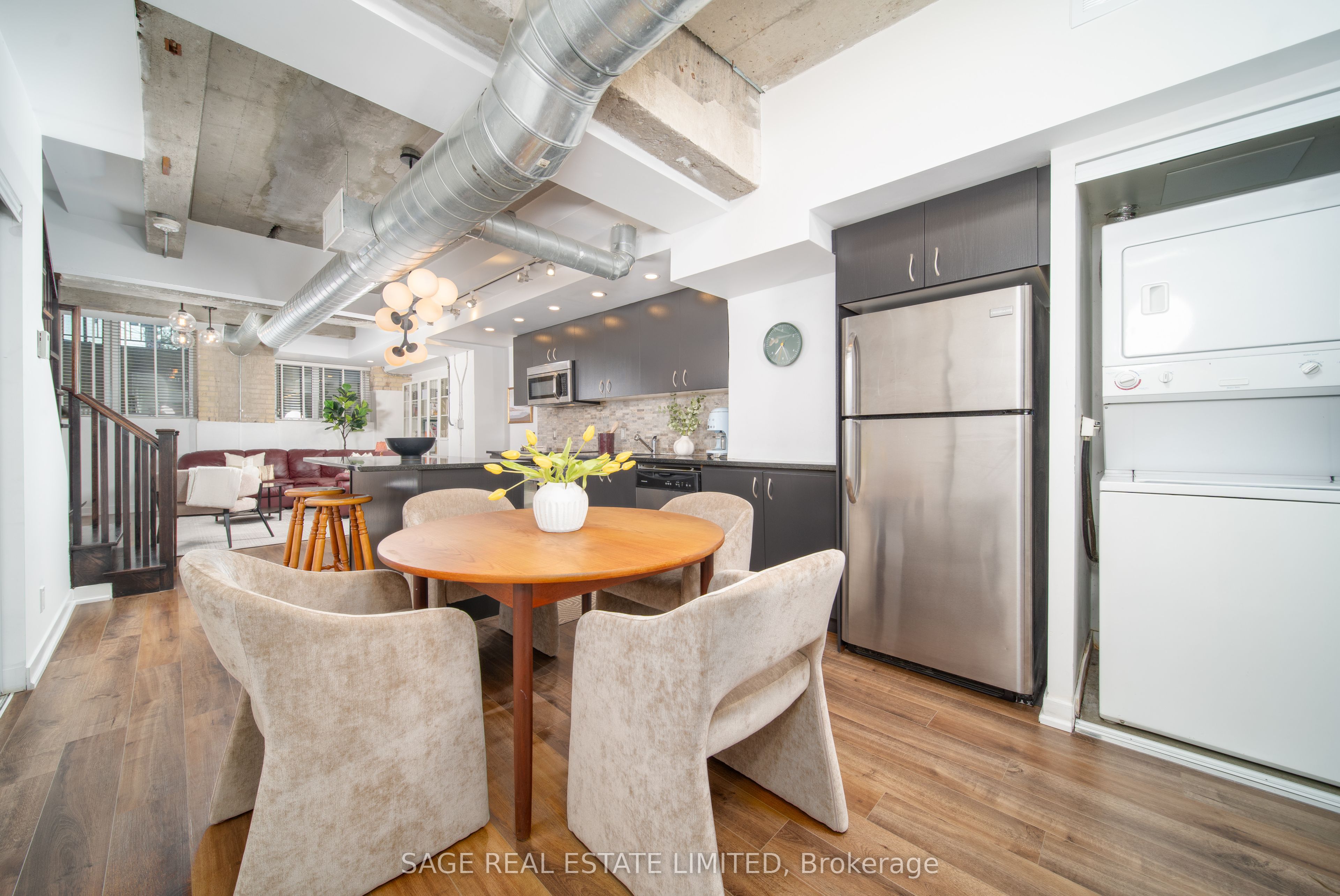 201 Carlaw Avenue 128, Toronto, ON M4M 2S3 photo 5