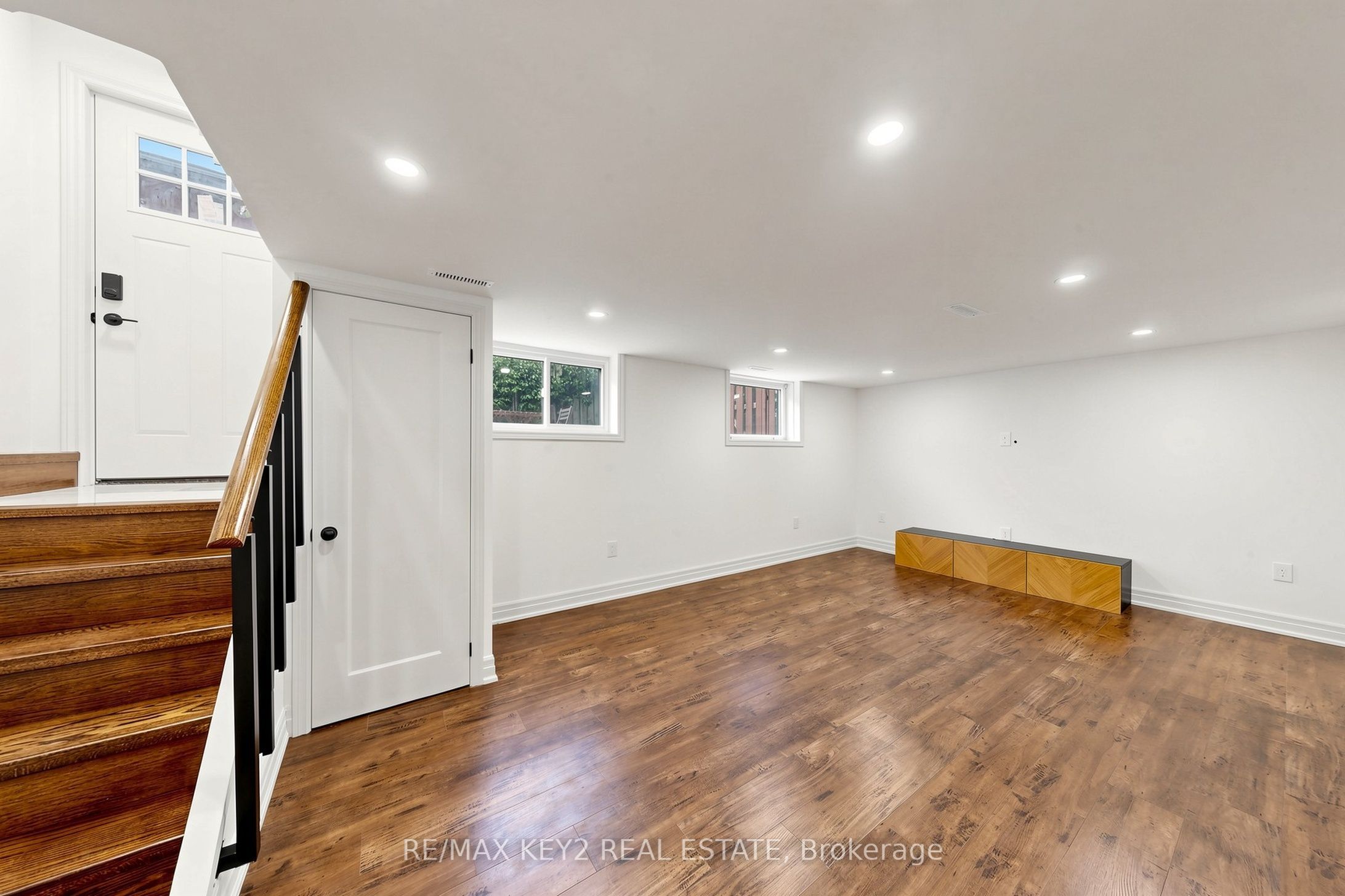 707 Walnut Street W, Whitby, ON L1N 2W9 photo 5