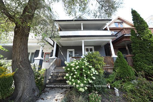 1444 Dundas Street E, Toronto, ON M4M 1S8 photo 4