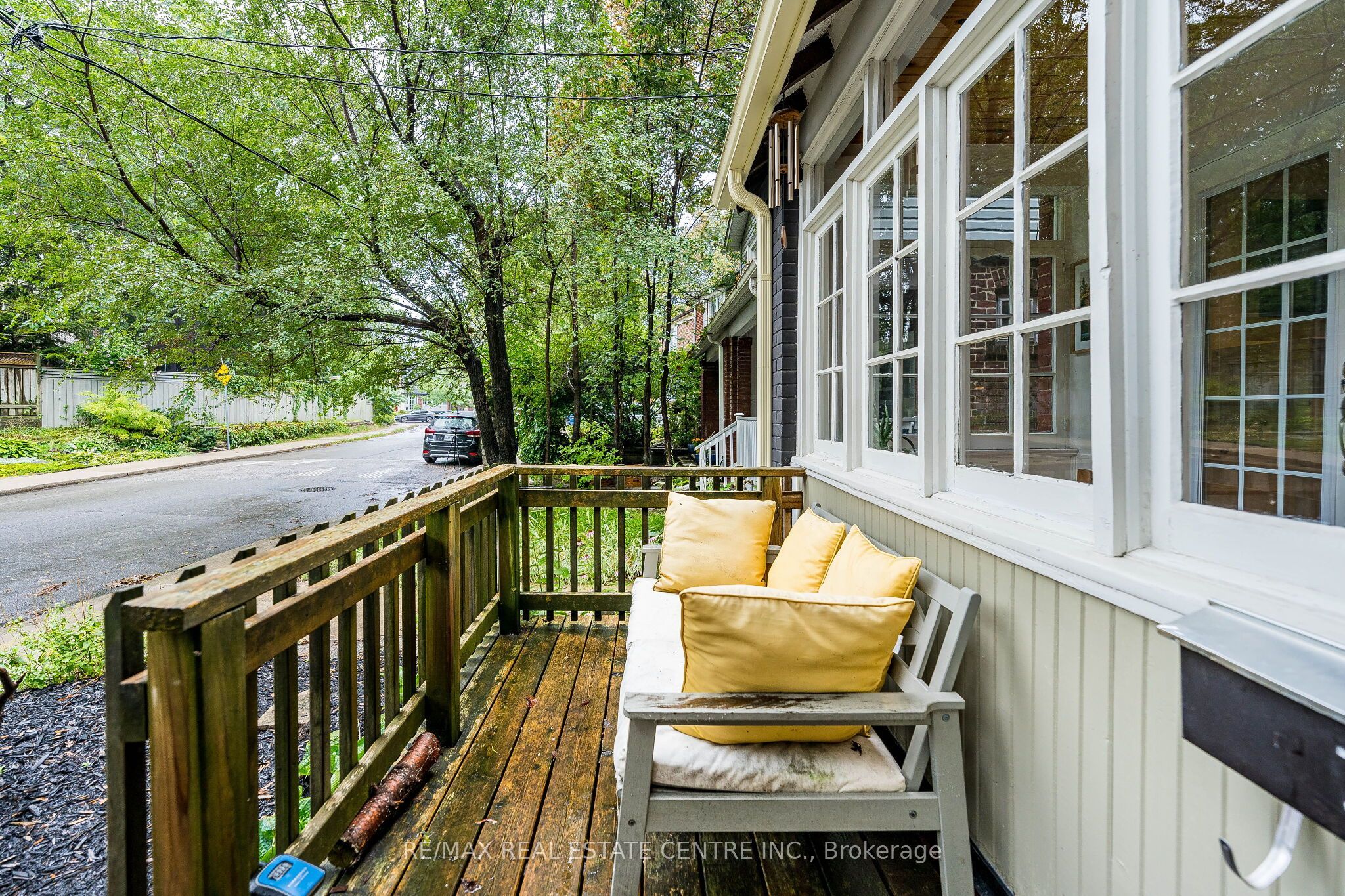 14 Wildwood Crescent, Toronto, ON M4L 2K7 photo 2