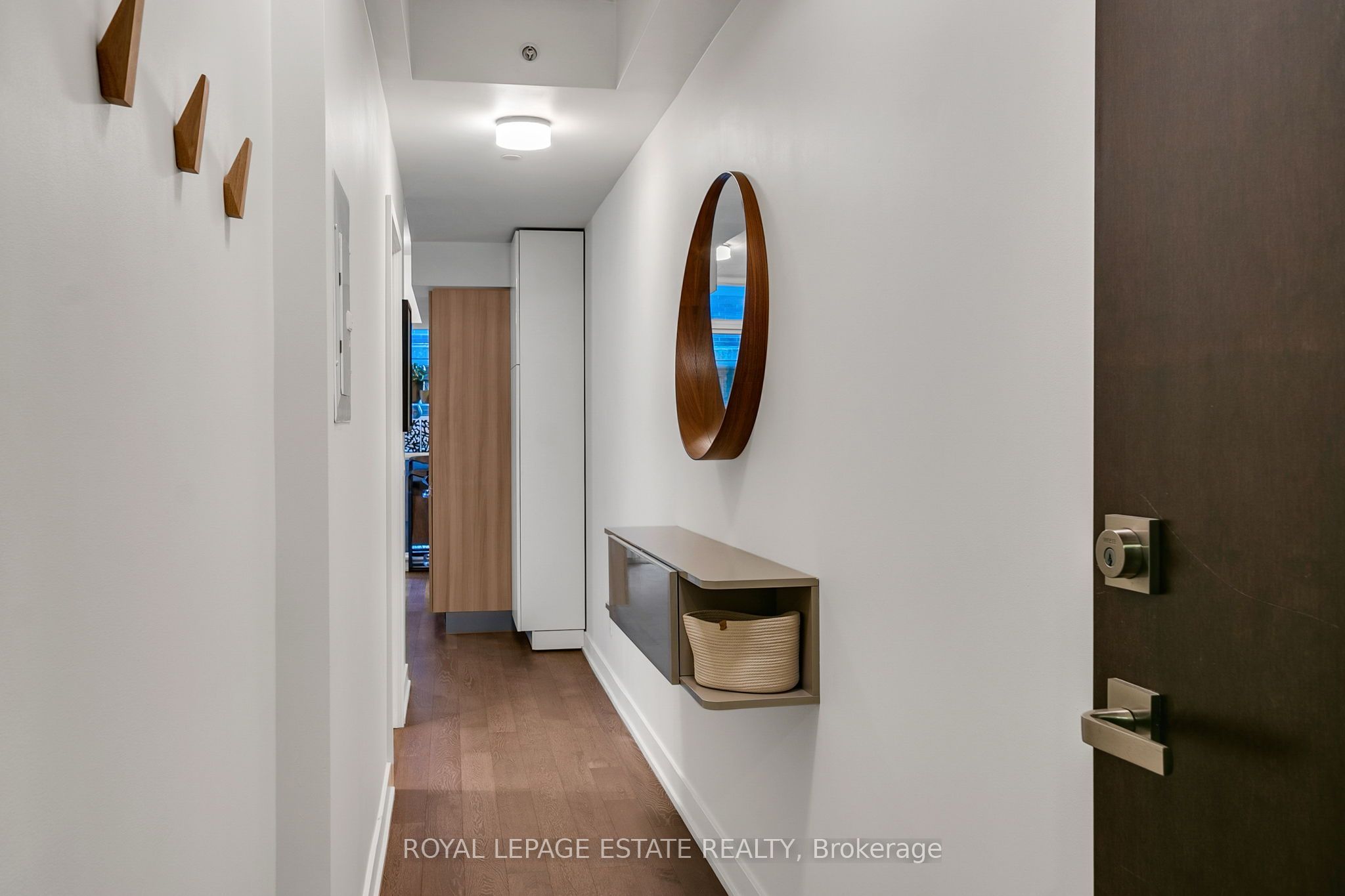 1190 Dundas Street E 305, Toronto, ON M4M 0C5 photo 3