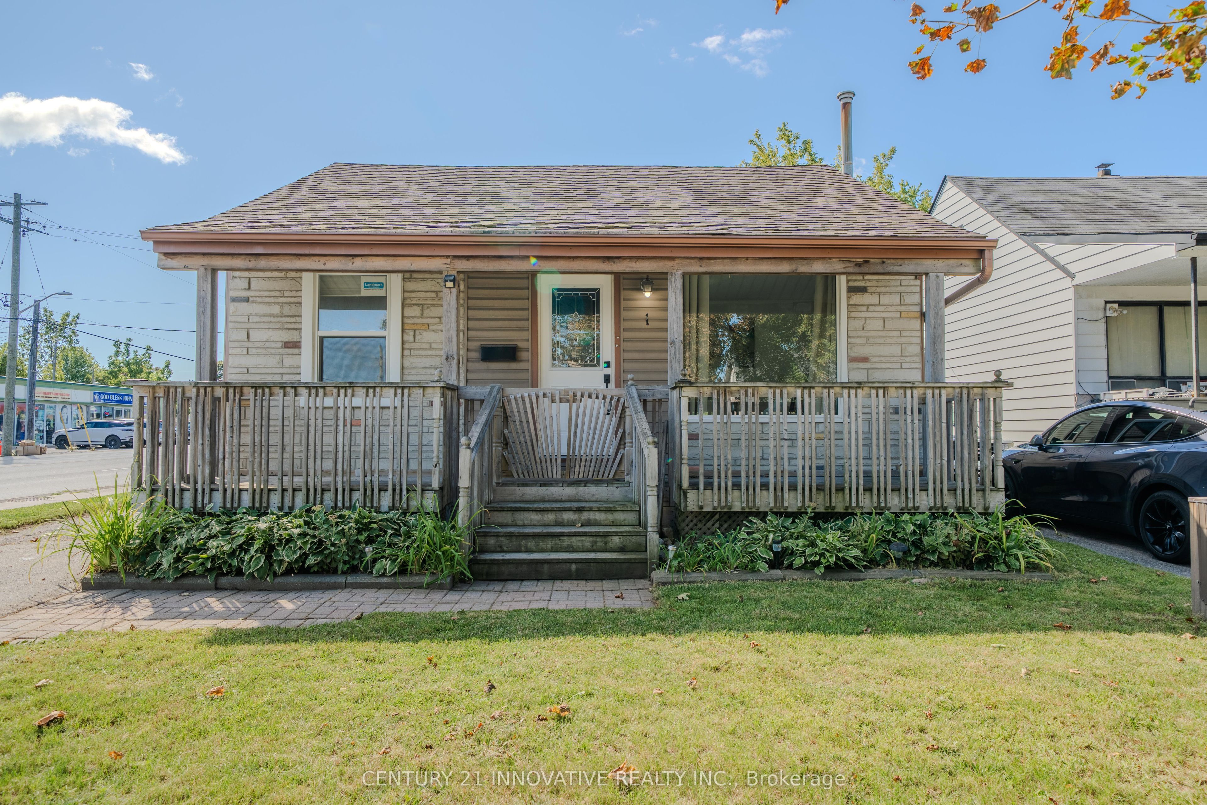 1 Edward Street, Ajax, ON L1S 1T7 photo 3