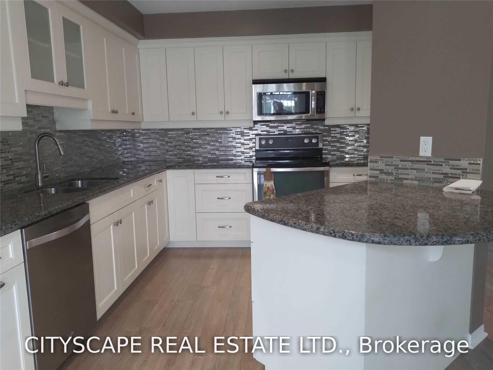 3 Jays Drive, Whitby, ON L1R 2P5 photo 5