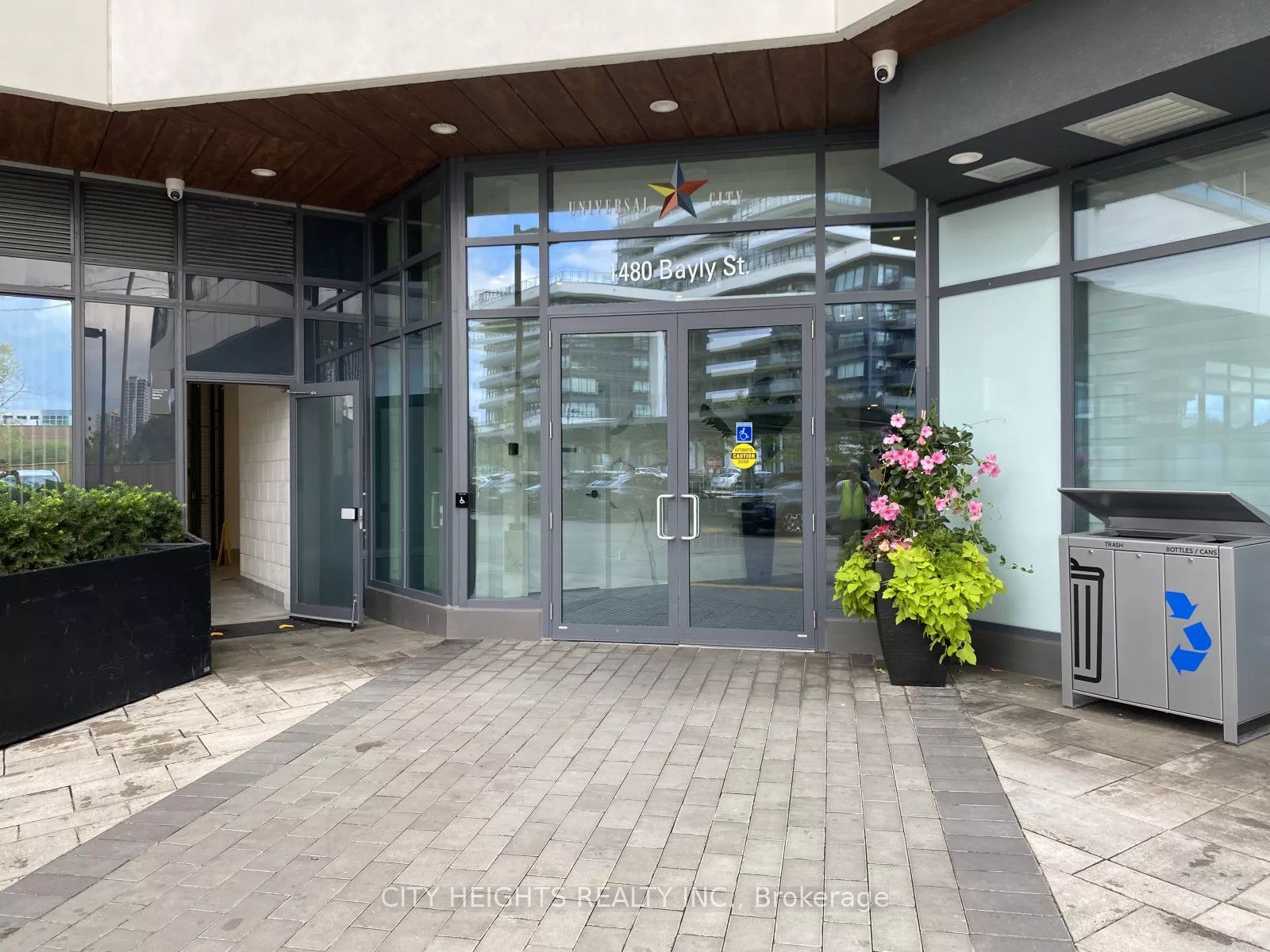 1480 Bayly Street 1506, Pickering, ON L1W 0C2 photo 4