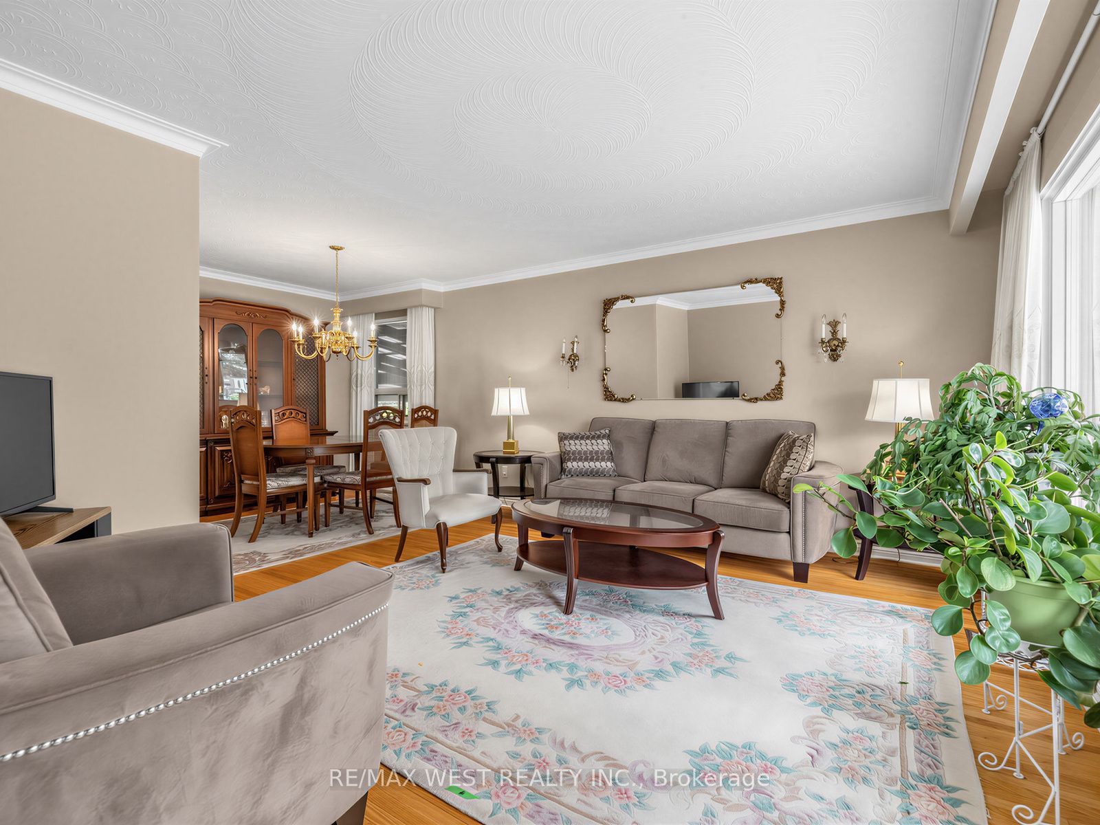 407 Brimorton Drive, Toronto, ON M1H 2E4 photo 3