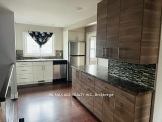 49B Church Street S, Ajax, ON L1S 6A6 photo 3