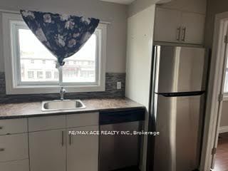 49B Church Street S, Ajax, ON L1S 6A6 photo 5