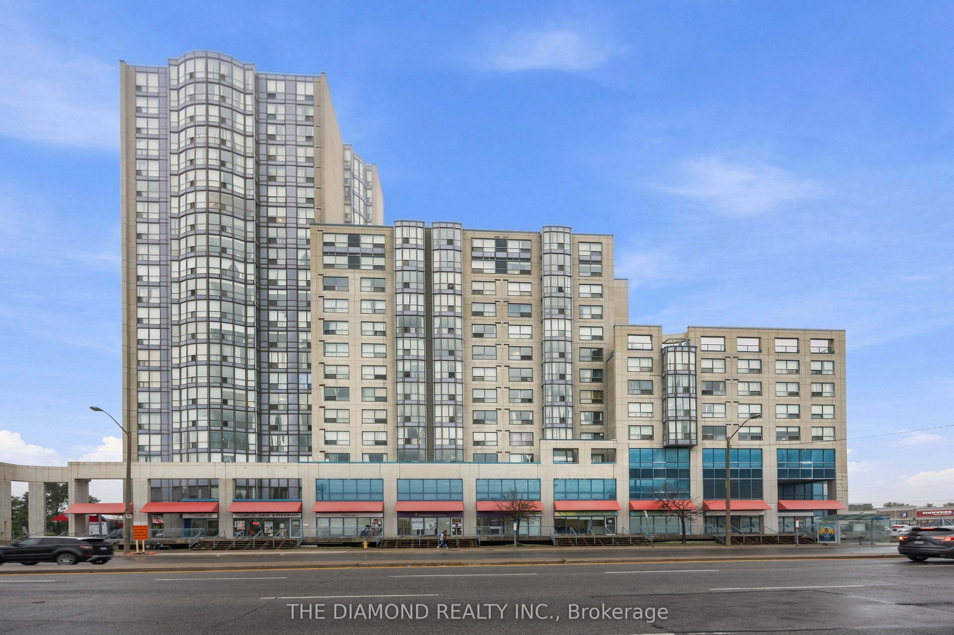 2550 Lawrence Avenue E 816, Toronto, ON M1P 4Z3 photo 3