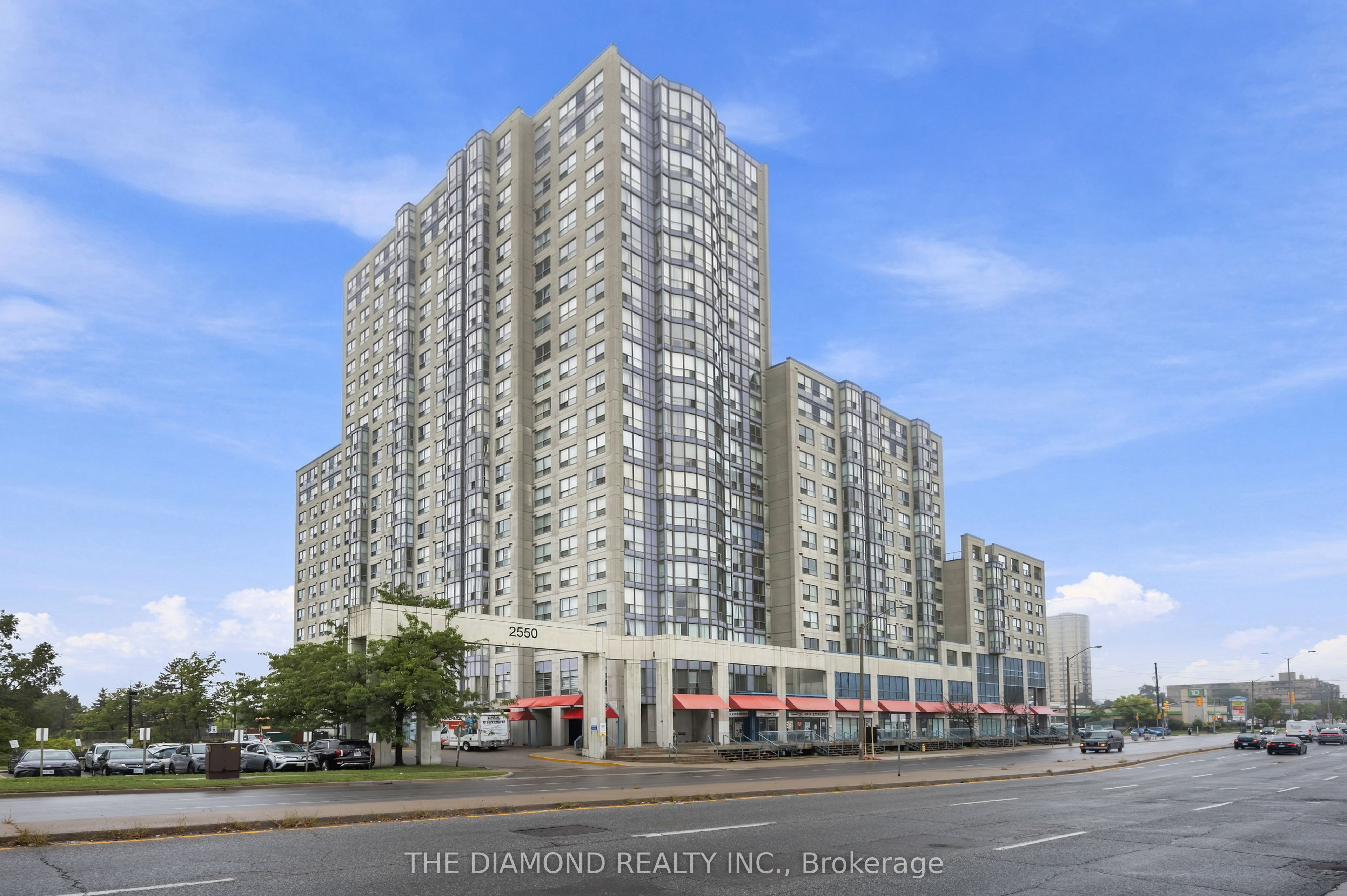 2550 Lawrence Avenue E 816, Toronto, ON M1P 4Z3 photo 4