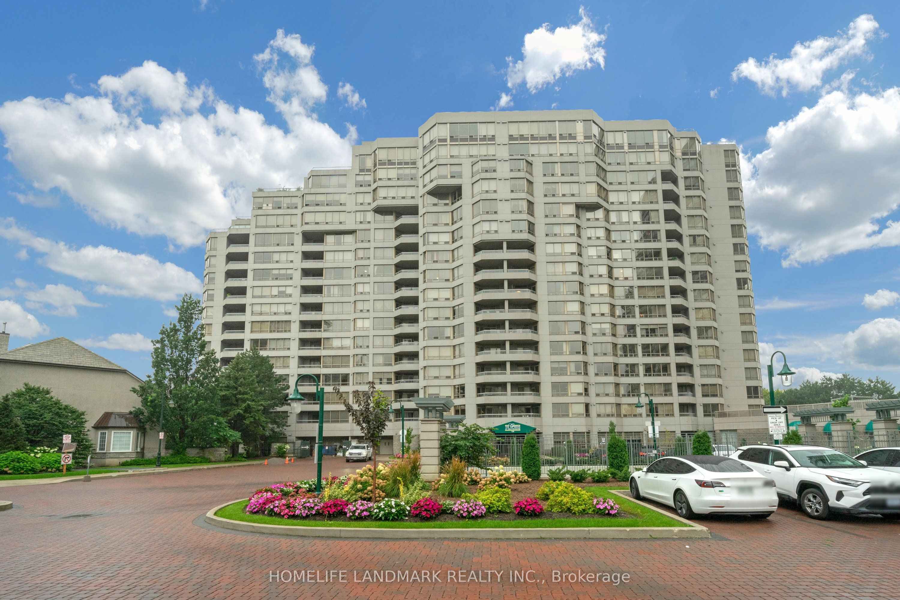 138 Bonis Avenue 320, Toronto, ON M1T 3V9 photo 2