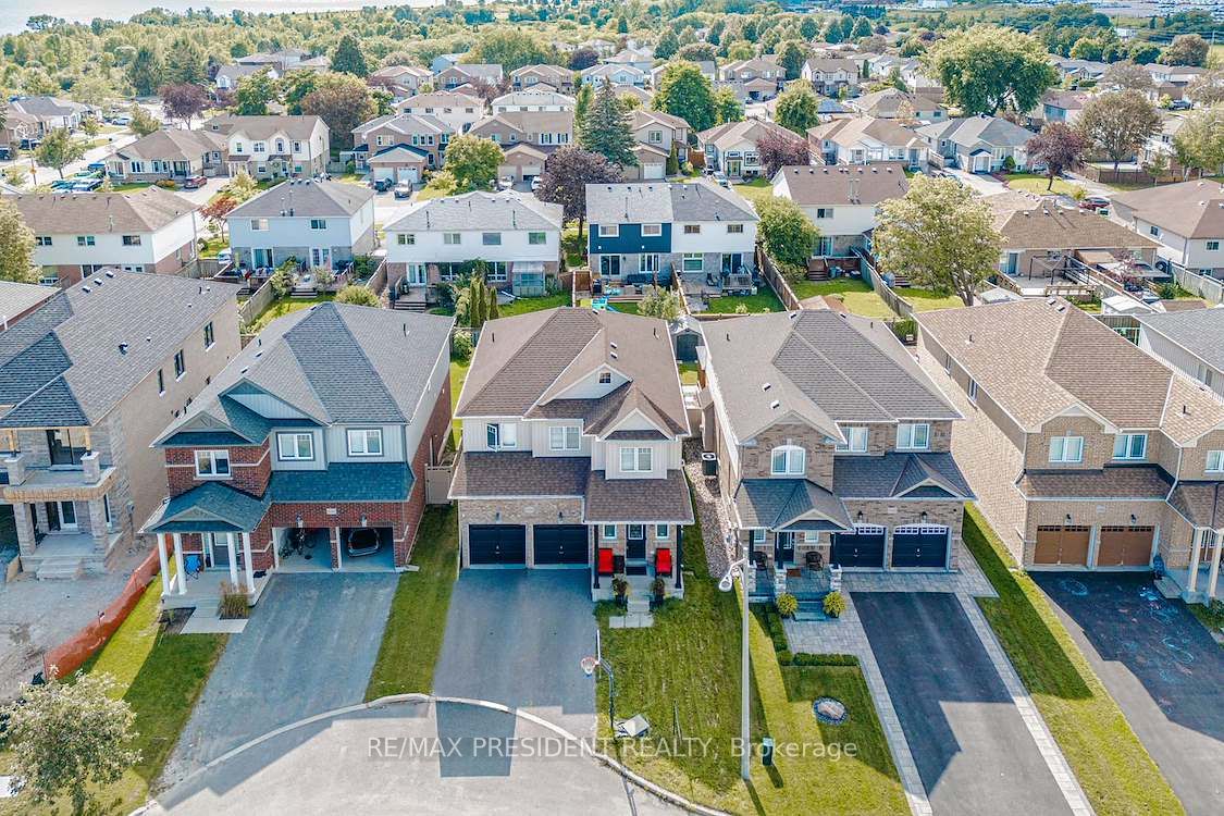 1436 Mayport Drive, Oshawa, ON L1J 8K4 photo 3