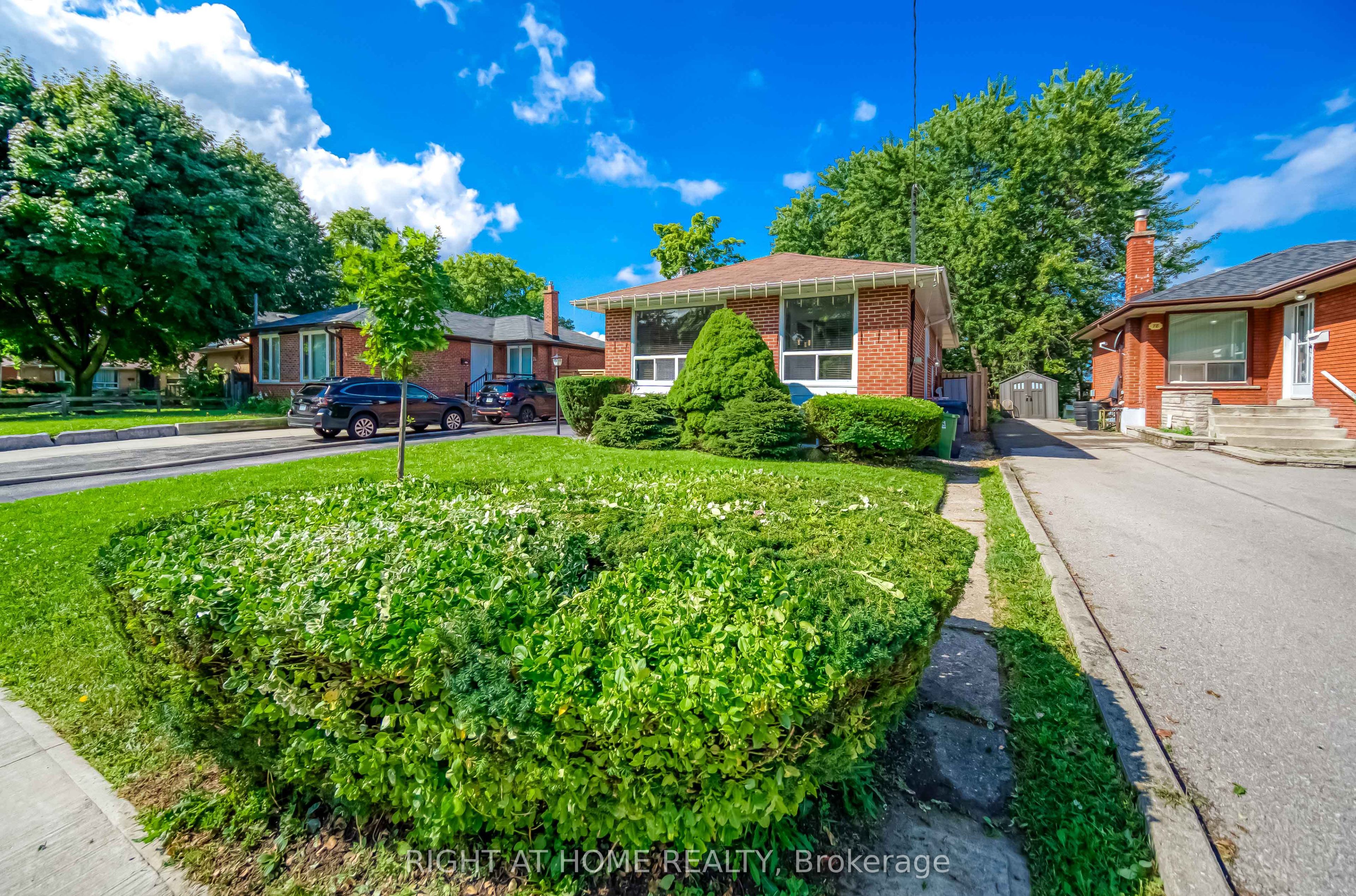 76 Wishing Well Drive, Toronto, ON M1T 1J3 photo 5