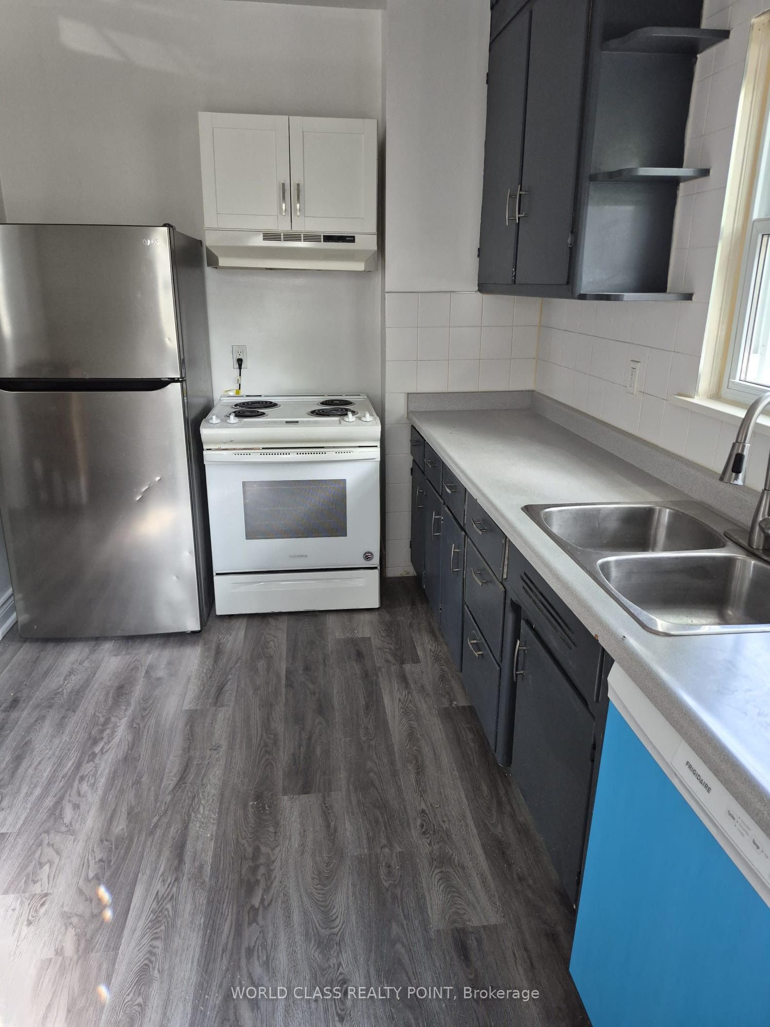13 Brock Street E, Oshawa, ON L1G 1R8 photo 4