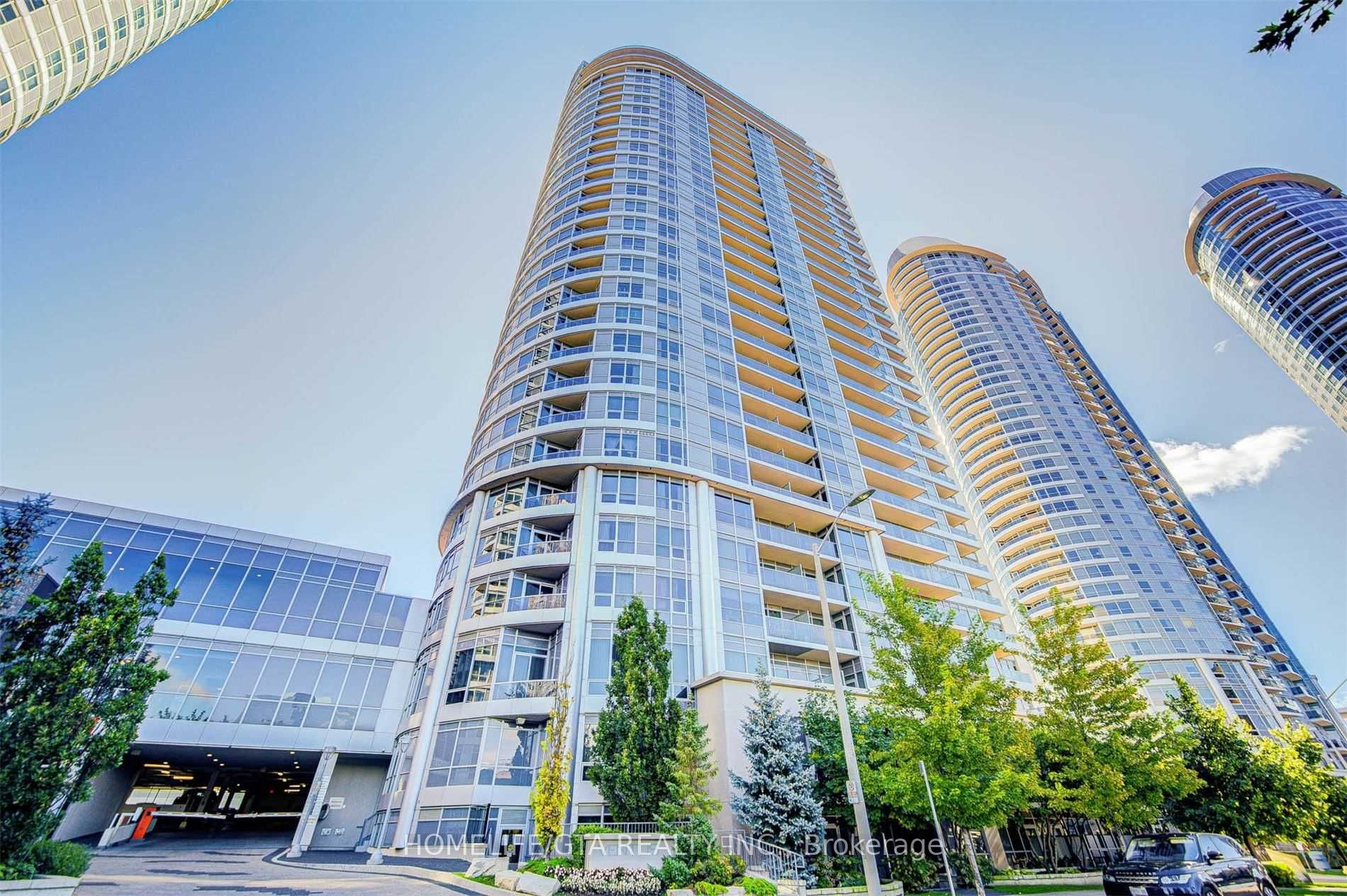 151 Village Green Square 905, Toronto, ON M1S 0K5