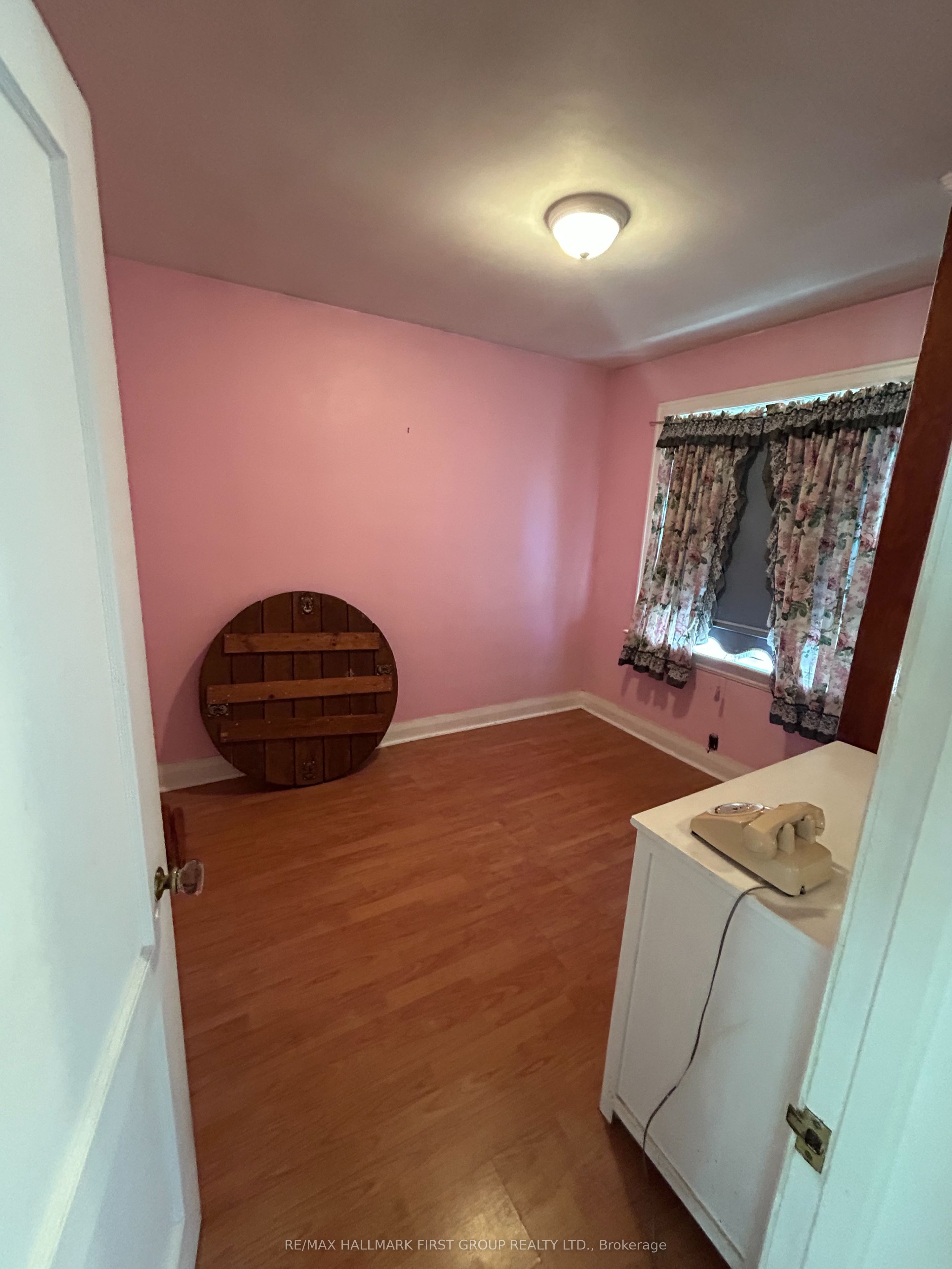 917 Green Street, Whitby, ON L1N 4G4 photo 5