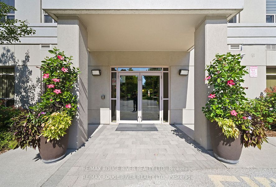 3650 Kingston Road 726, Toronto, ON M1M 3X9 photo 2