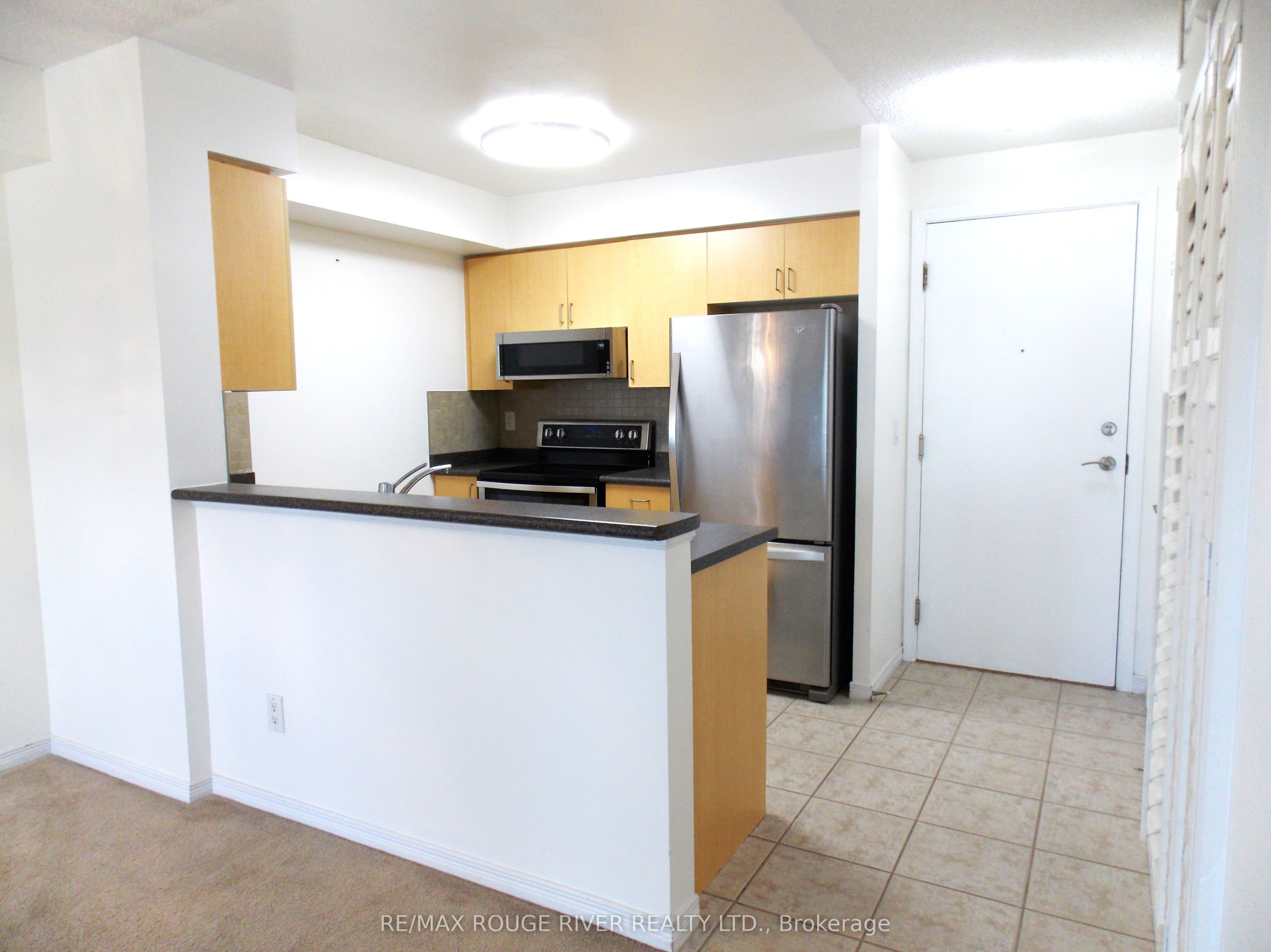 3650 Kingston Road 726, Toronto, ON M1M 3X9 photo 3