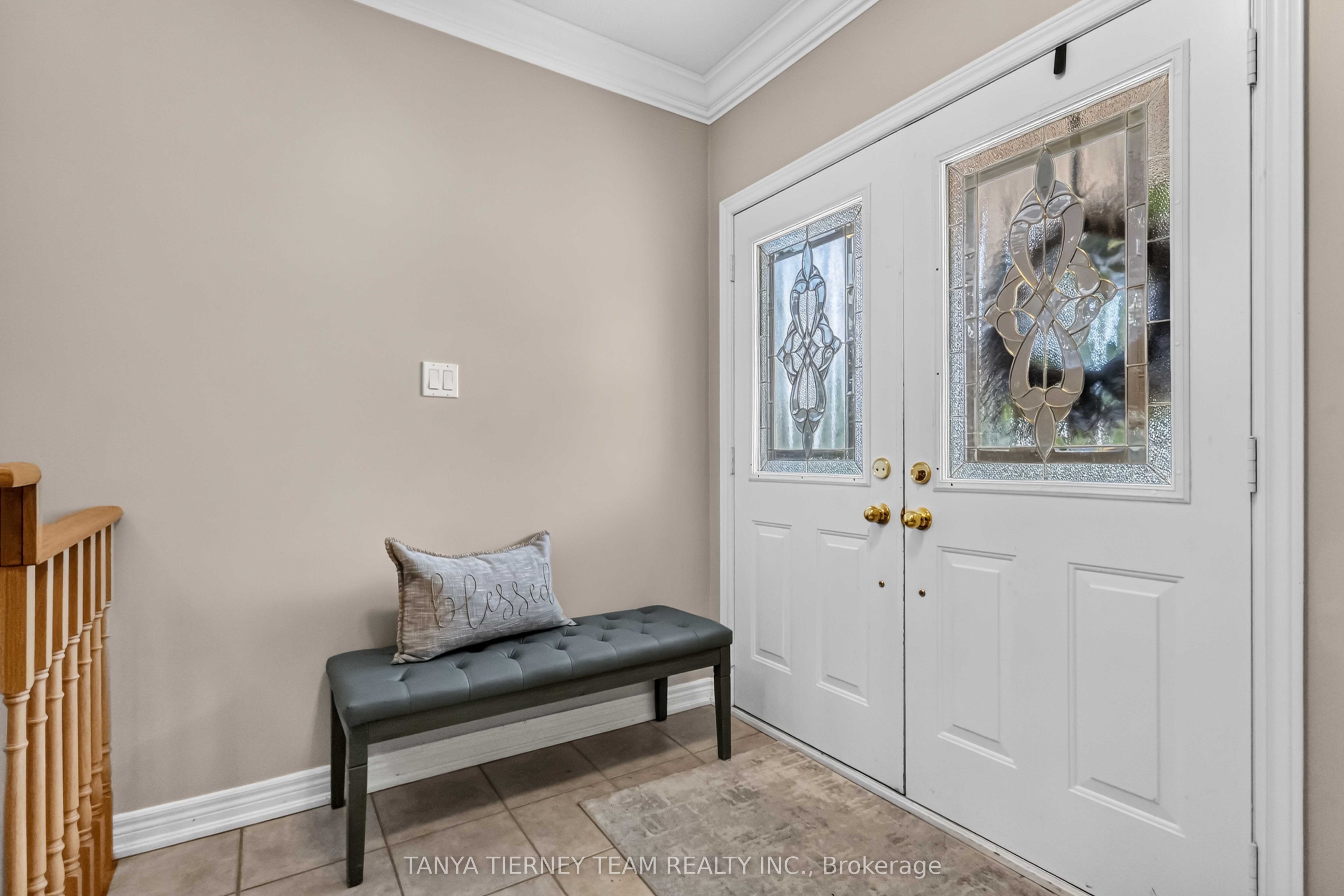 1775 Spartan Court, Pickering, ON L1V 7G6 photo 4