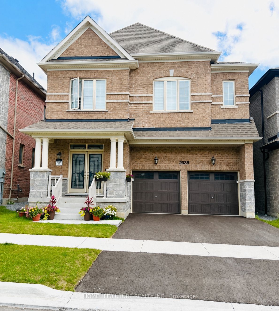 2938 Grindstone Crescent, Pickering, ON L1X 0R5