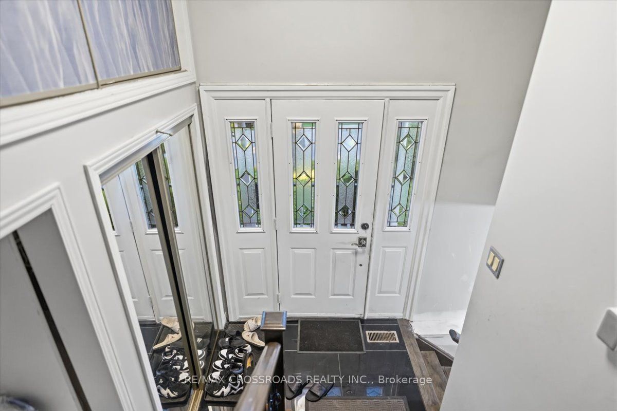 239 Island Road, Toronto, ON M1C 2R1 photo 4