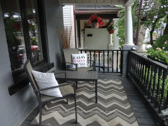 33 Connaught Avenue Suite 2, Toronto, ON M4L 2V8 photo 2