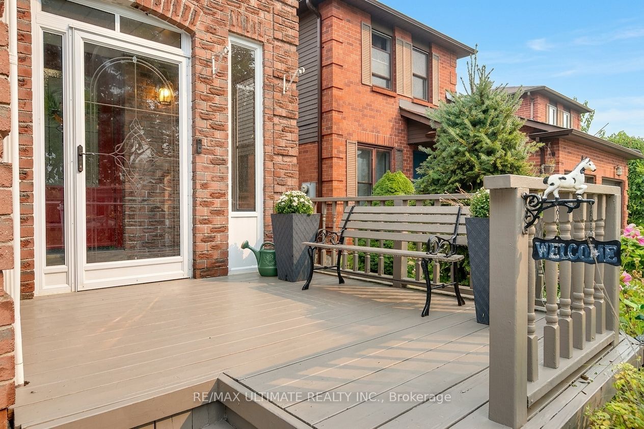 73 Cluett Drive, Ajax, ON L1S 7G3 photo 3